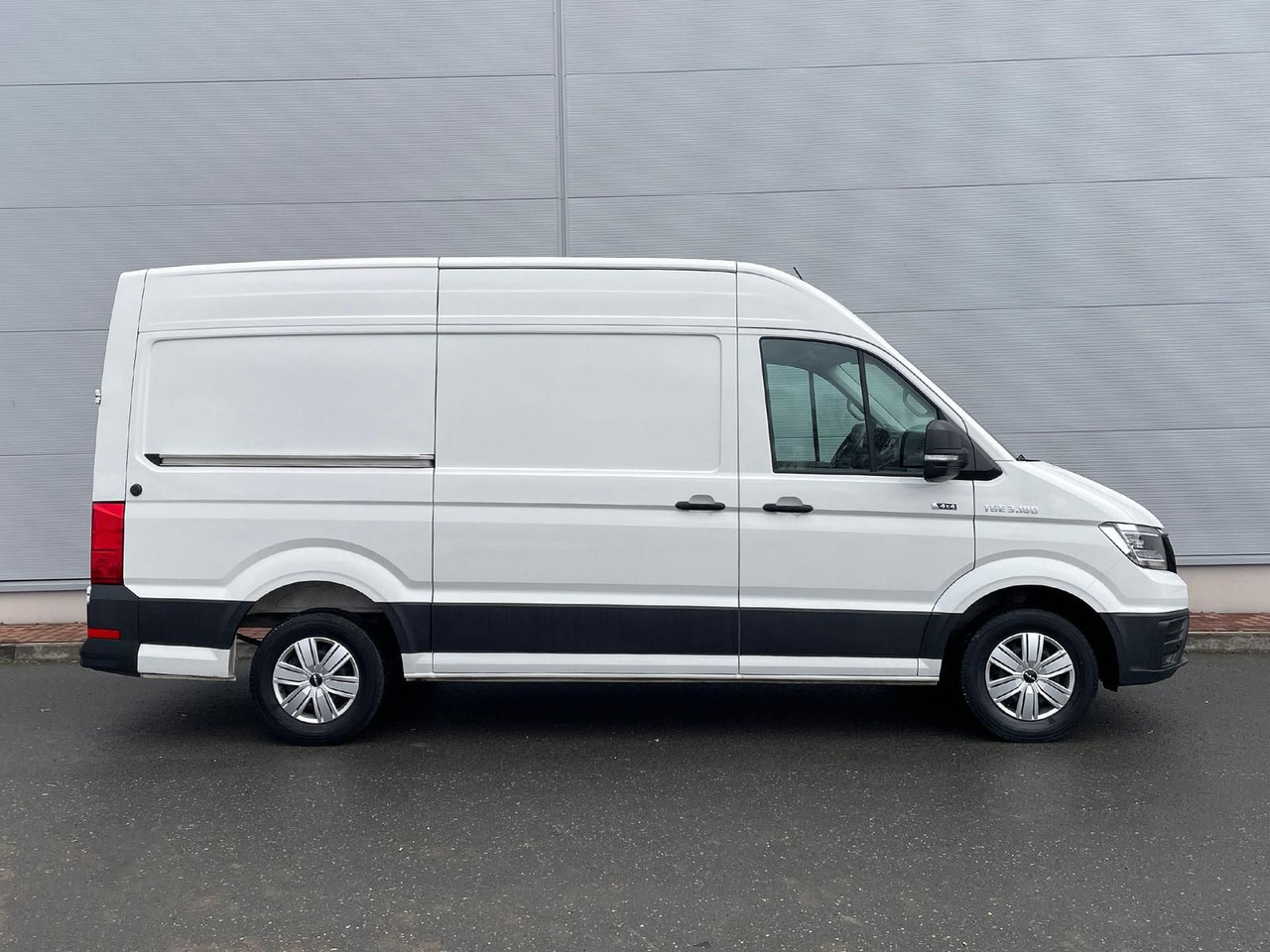 Pakettiauto MAN TGE 3.180 L3H3 Kasten 4x4 AUTOM DIFF AHK TEMP: kuva Pakettiauto MAN TGE 3.180 L3H3 Kasten 4x4 AUTOM DIFF AHK TEMP