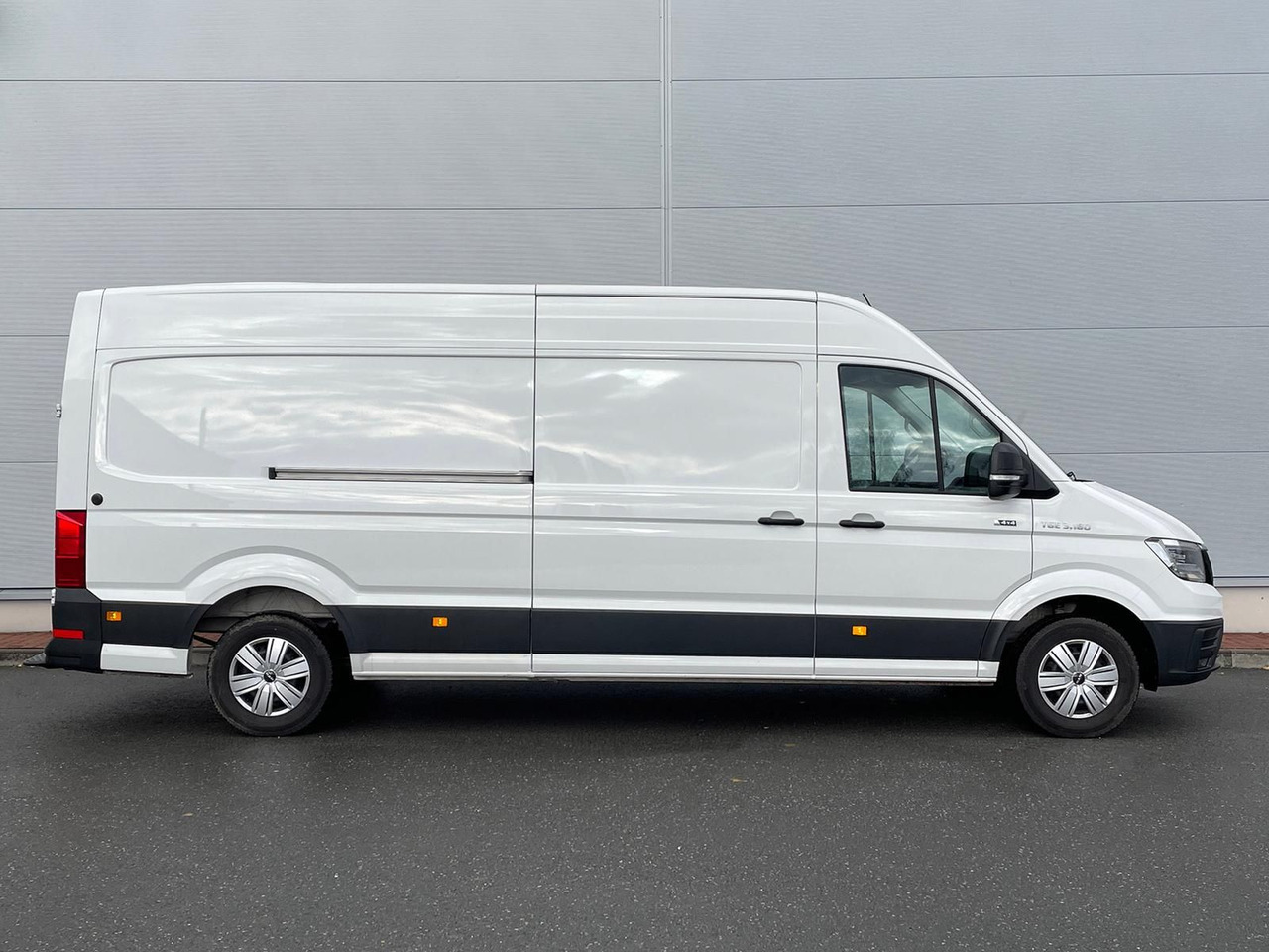 MAN TGE 3.180 L4H3 Kasten 4x4 Autom LED ACC AHK - Pakettiauto: kuva MAN TGE 3.180 L4H3 Kasten 4x4 Autom LED ACC AHK - Pakettiauto MAN TGE 3.180 L4H3 Kasten 4x4 Autom LED ACC AHK - Pakettiauto: kuva MAN TGE 3.180 L4H3 Kasten 4x4 Autom LED ACC AHK - Pakettiauto