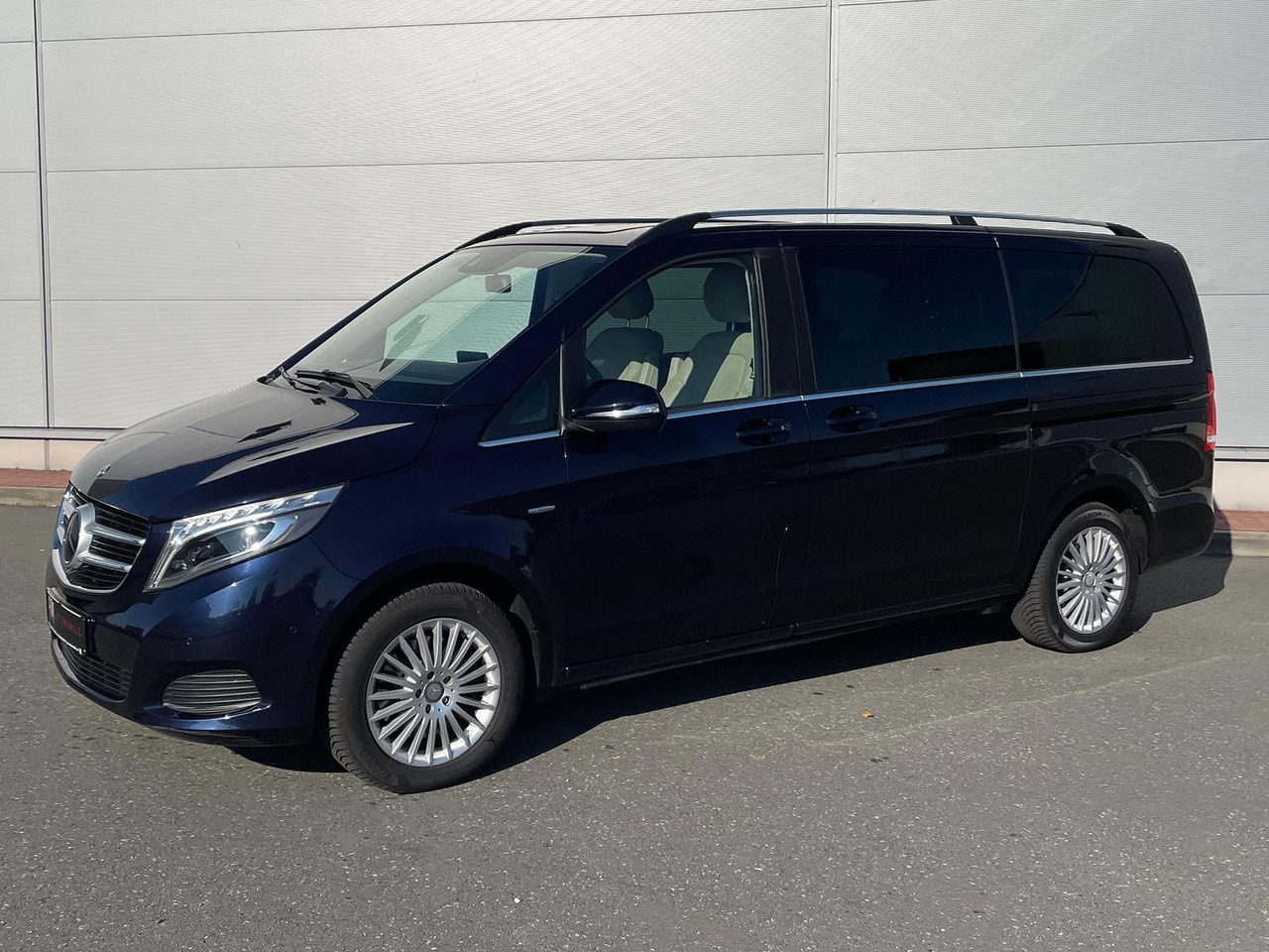 Mercedes-Benz V 250 d Avantgarde 360°KAMERA LED ALLRAD - Pikkubussi: kuva Mercedes-Benz V 250 d Avantgarde 360°KAMERA LED ALLRAD - Pikkubussi Mercedes-Benz V 250 d Avantgarde 360°KAMERA LED ALLRAD - Pikkubussi: kuva Mercedes-Benz V 250 d Avantgarde 360°KAMERA LED ALLRAD - Pikkubussi
