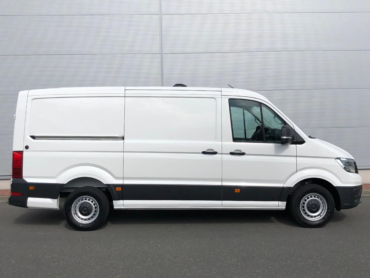 Volkswagen Crafter Kasten 35 L3H2 4MOTION LED PDC - Pakettiauto: kuva Volkswagen Crafter Kasten 35 L3H2 4MOTION LED PDC - Pakettiauto Volkswagen Crafter Kasten 35 L3H2 4MOTION LED PDC - Pakettiauto: kuva Volkswagen Crafter Kasten 35 L3H2 4MOTION LED PDC - Pakettiauto