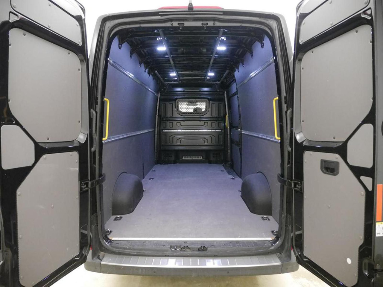 Volkswagen Crafter Kasten 35 L4H3 NAVI DAB PDC KAMERA - Pakettiauto: kuva Volkswagen Crafter Kasten 35 L4H3 NAVI DAB PDC KAMERA - Pakettiauto Volkswagen Crafter Kasten 35 L4H3 NAVI DAB PDC KAMERA - Pakettiauto: kuva Volkswagen Crafter Kasten 35 L4H3 NAVI DAB PDC KAMERA - Pakettiauto