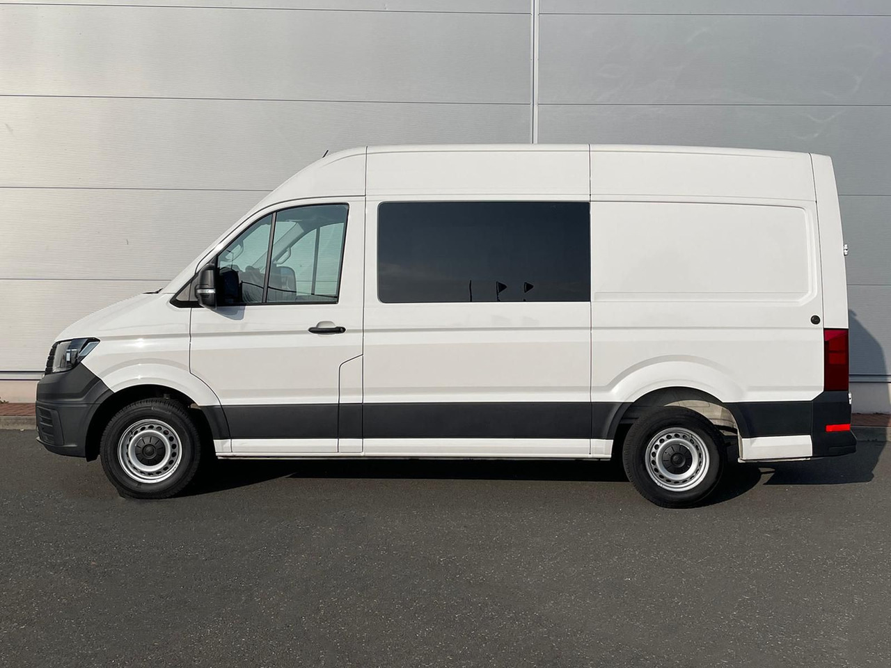 Pakettiauto, Jatko-ohjaamo kevyt kuorma-auto Volkswagen Crafter MIXTO 35 L3H3 KAMERA SITZHZ DAB: kuva Pakettiauto, Jatko-ohjaamo kevyt kuorma-auto Volkswagen Crafter MIXTO 35 L3H3 KAMERA SITZHZ DAB Pakettiauto, Jatko-ohjaamo kevyt kuorma-auto Volkswagen Crafter MIXTO 35 L3H3 KAMERA SITZHZ DAB: kuva Pakettiauto, Jatko-ohjaamo kevyt kuorma-auto Volkswagen Crafter MIXTO 35 L3H3 KAMERA SITZHZ DAB