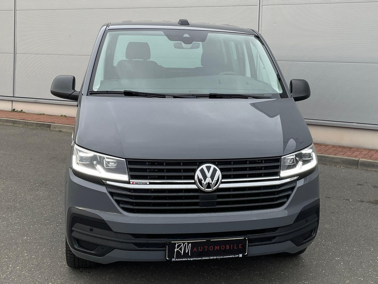 Volkswagen T6.1 Transporter 4MOTION NAVI STANDHZ ACC PDC - Minibussi, Pikkubussi: kuva Volkswagen T6.1 Transporter 4MOTION NAVI STANDHZ ACC PDC - Minibussi, Pikkubussi Volkswagen T6.1 Transporter 4MOTION NAVI STANDHZ ACC PDC - Minibussi, Pikkubussi: kuva Volkswagen T6.1 Transporter 4MOTION NAVI STANDHZ ACC PDC - Minibussi, Pikkubussi