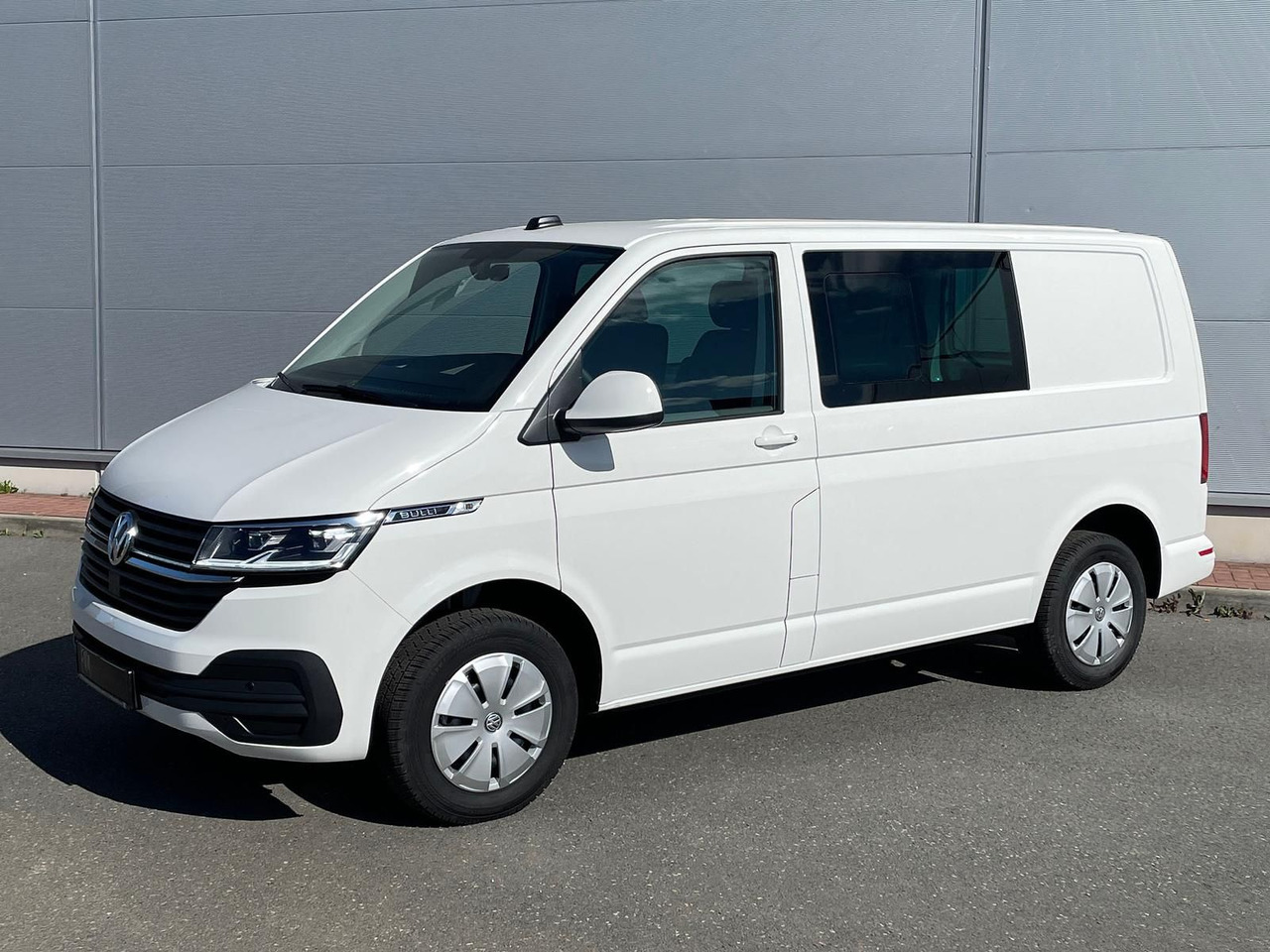 Volkswagen T6.1 Transporter Kasten 4M ACC PDC KAMERA STANDH - Pikkubussi: kuva Volkswagen T6.1 Transporter Kasten 4M ACC PDC KAMERA STANDH - Pikkubussi Volkswagen T6.1 Transporter Kasten 4M ACC PDC KAMERA STANDH - Pikkubussi: kuva Volkswagen T6.1 Transporter Kasten 4M ACC PDC KAMERA STANDH - Pikkubussi