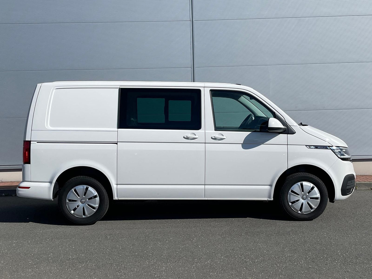 Volkswagen T6.1 Transporter Kasten 4M ACC PDC KAMERA STANDH - Pikkubussi: kuva Volkswagen T6.1 Transporter Kasten 4M ACC PDC KAMERA STANDH - Pikkubussi Volkswagen T6.1 Transporter Kasten 4M ACC PDC KAMERA STANDH - Pikkubussi: kuva Volkswagen T6.1 Transporter Kasten 4M ACC PDC KAMERA STANDH - Pikkubussi
