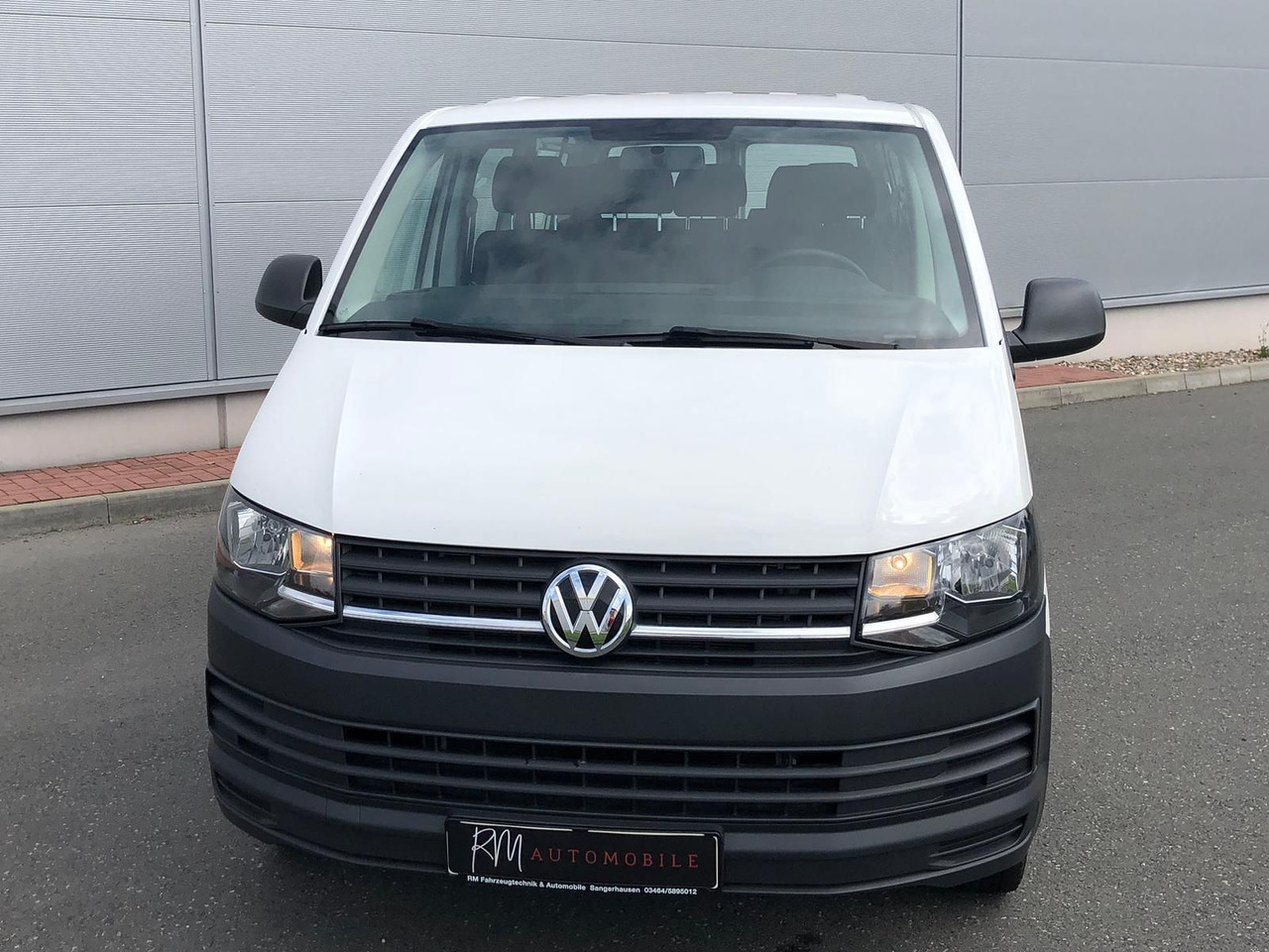 Volkswagen T6 Transporter 2.0 TDI Kombi lang 9-SITZE TEMP - Henkilöauto: kuva Volkswagen T6 Transporter 2.0 TDI Kombi lang 9-SITZE TEMP - Henkilöauto Volkswagen T6 Transporter 2.0 TDI Kombi lang 9-SITZE TEMP - Henkilöauto: kuva Volkswagen T6 Transporter 2.0 TDI Kombi lang 9-SITZE TEMP - Henkilöauto