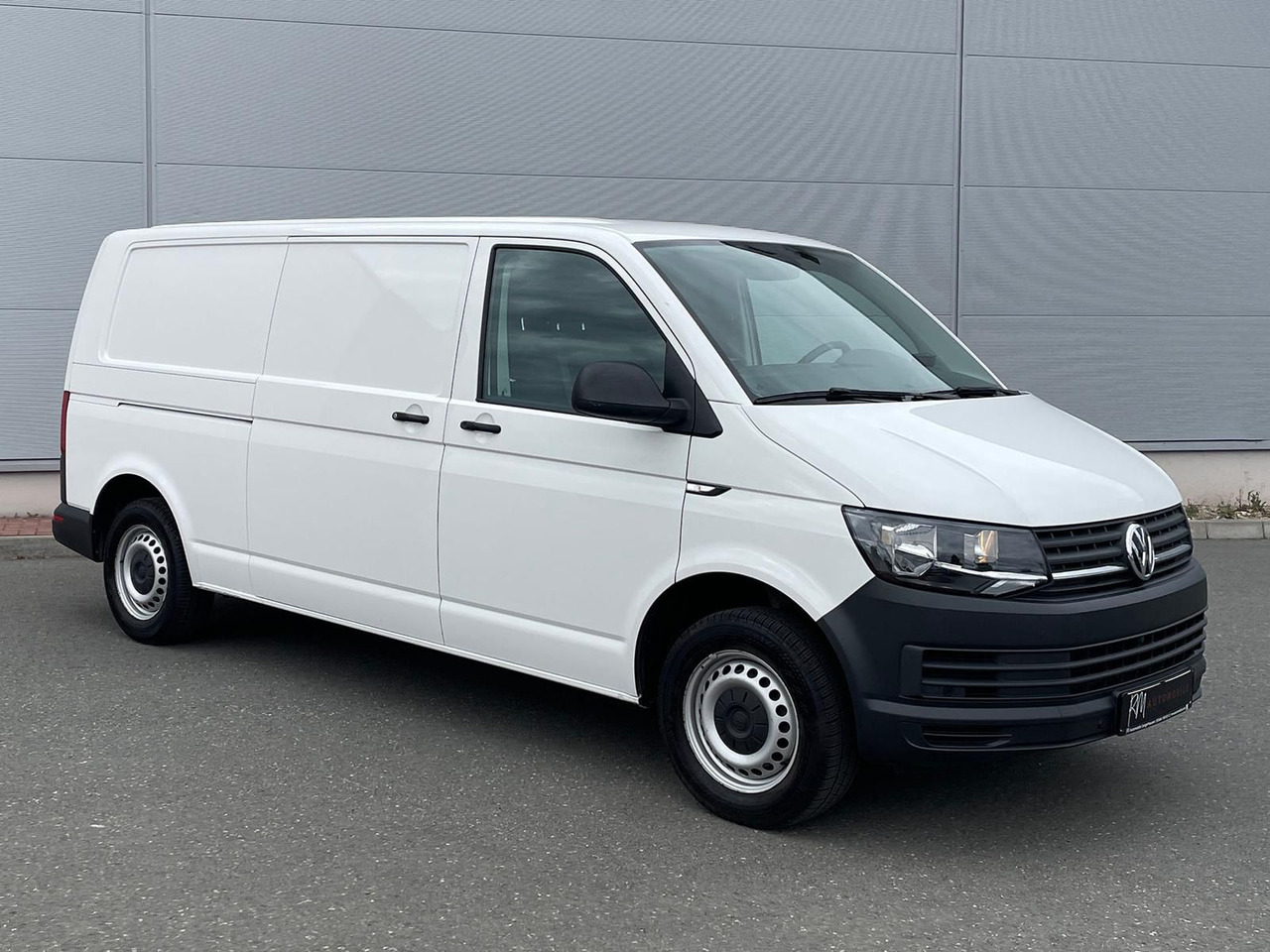 Volkswagen T6 Transporter 2.0 TDI PDC KLIMA - Pakettiauto: kuva Volkswagen T6 Transporter 2.0 TDI PDC KLIMA - Pakettiauto Volkswagen T6 Transporter 2.0 TDI PDC KLIMA - Pakettiauto: kuva Volkswagen T6 Transporter 2.0 TDI PDC KLIMA - Pakettiauto