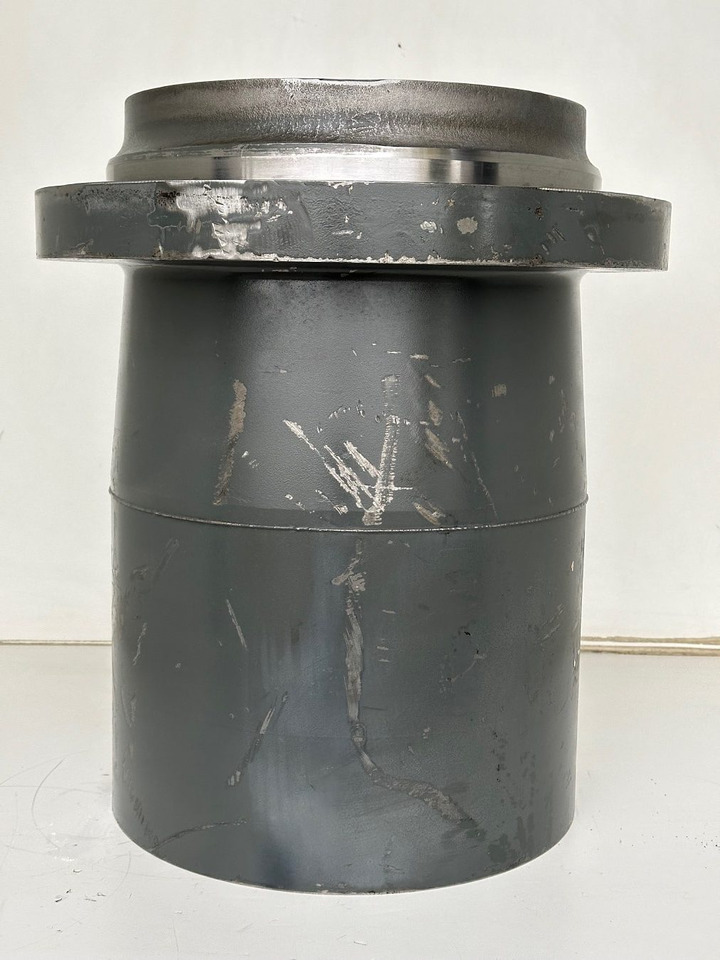 Liebherr Abtriebswellengehäuse inkl. Innenrad ID-Nr.90006015 - ID-Nr.90005980 mit Kegelrollenlager ID-Nr.746231701. SAT325/274. R946, R950, RZG390 SME. #90006015.04.11# - Kääntömoottori - Telakaivukone: kuva Liebherr Abtriebswellengehäuse inkl. Innenrad ID-Nr.90006015 - ID-Nr.90005980 mit Kegelrollenlager ID-Nr.746231701. SAT325/274. R946, R950, RZG390 SME. #90006015.04.11# - Kääntömoottori - Telakaivukone Liebherr Abtriebswellengehäuse inkl. Innenrad ID-Nr.90006015 - ID-Nr.90005980 mit Kegelrollenlager ID-Nr.746231701. SAT325/274. R946, R950, RZG390 SME. #90006015.04.11# - Kääntömoottori - Telakaivukone: kuva Liebherr Abtriebswellengehäuse inkl. Innenrad ID-Nr.90006015 - ID-Nr.90005980 mit Kegelrollenlager ID-Nr.746231701. SAT325/274. R946, R950, RZG390 SME. #90006015.04.11# - Kääntömoottori - Telakaivukone