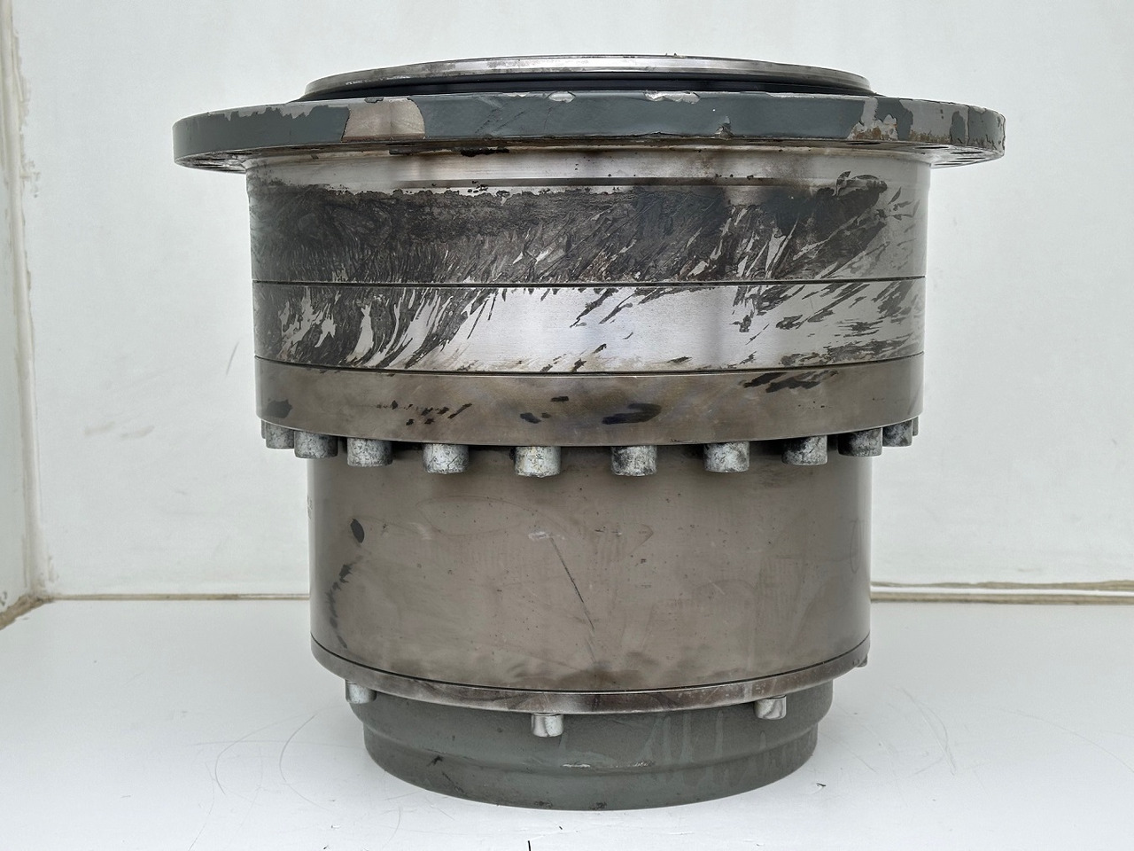 Liebherr Austausch Planeteneinschubgetriebe ID-Nr.90026324A. 195HC-LH6/12, LH250EC-B, LH270EC-B, LH285EB-B, LH340EC-B, LH380EC-B. #90026324A.159-0712# - Vaihdelaatikko ja osat - Muut kone: kuva Liebherr Austausch Planeteneinschubgetriebe ID-Nr.90026324A. 195HC-LH6/12, LH250EC-B, LH270EC-B, LH285EB-B, LH340EC-B, LH380EC-B. #90026324A.159-0712# - Vaihdelaatikko ja osat - Muut kone Liebherr Austausch Planeteneinschubgetriebe ID-Nr.90026324A. 195HC-LH6/12, LH250EC-B, LH270EC-B, LH285EB-B, LH340EC-B, LH380EC-B. #90026324A.159-0712# - Vaihdelaatikko ja osat - Muut kone: kuva Liebherr Austausch Planeteneinschubgetriebe ID-Nr.90026324A. 195HC-LH6/12, LH250EC-B, LH270EC-B, LH285EB-B, LH340EC-B, LH380EC-B. #90026324A.159-0712# - Vaihdelaatikko ja osat - Muut kone