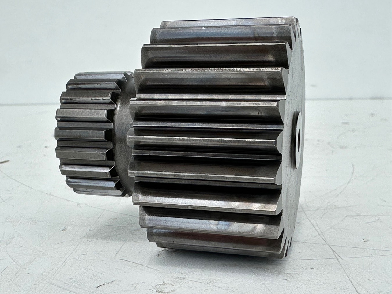 Liebherr - Bonfiglioli Sonnenrad mit ID-Nr.10113146. LI-1010, LTM 1045-3-1-, LTM 1055-1, LTM 1055-3-1-, LTM 1055-3-2-, LTM1070-4-1-, LTM1070-4-2-. #10113146.6088598# - Vaihteisto - Rakennuskoneet: kuva Liebherr - Bonfiglioli Sonnenrad mit ID-Nr.10113146. LI-1010, LTM 1045-3-1-, LTM 1055-1, LTM 1055-3-1-, LTM 1055-3-2-, LTM1070-4-1-, LTM1070-4-2-. #10113146.6088598# - Vaihteisto - Rakennuskoneet Liebherr - Bonfiglioli Sonnenrad mit ID-Nr.10113146. LI-1010, LTM 1045-3-1-, LTM 1055-1, LTM 1055-3-1-, LTM 1055-3-2-, LTM1070-4-1-, LTM1070-4-2-. #10113146.6088598# - Vaihteisto - Rakennuskoneet: kuva Liebherr - Bonfiglioli Sonnenrad mit ID-Nr.10113146. LI-1010, LTM 1045-3-1-, LTM 1055-1, LTM 1055-3-1-, LTM 1055-3-2-, LTM1070-4-1-, LTM1070-4-2-. #10113146.6088598# - Vaihteisto - Rakennuskoneet