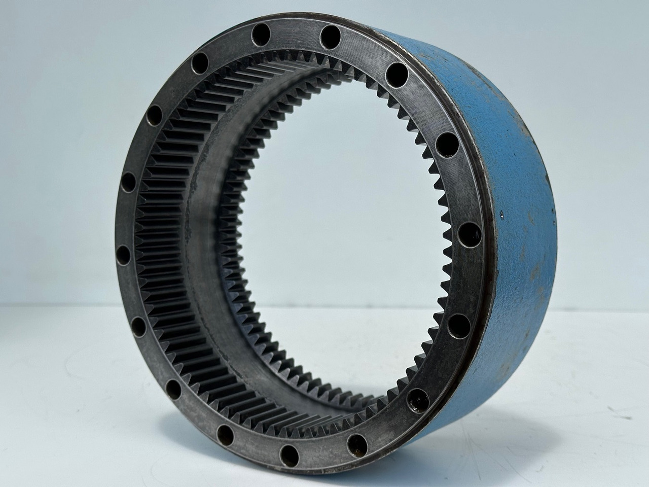 Liebherr - Bonfiglioli Zahnkranz mit ID-Nr.10342796. LTC-1055, LTC-1055-3-1, LTM 1045-3-1-, LTM 1050-3-1, LTM 1055-1, LTM 1055-3-1-, LTM 1055-3-2-, LTM1070-4-1-, LTM1070-4-2-. #10342796.6088598# - Kääntömoottori - Ajoneuvonosturi: kuva Liebherr - Bonfiglioli Zahnkranz mit ID-Nr.10342796. LTC-1055, LTC-1055-3-1, LTM 1045-3-1-, LTM 1050-3-1, LTM 1055-1, LTM 1055-3-1-, LTM 1055-3-2-, LTM1070-4-1-, LTM1070-4-2-. #10342796.6088598# - Kääntömoottori - Ajoneuvonosturi Liebherr - Bonfiglioli Zahnkranz mit ID-Nr.10342796. LTC-1055, LTC-1055-3-1, LTM 1045-3-1-, LTM 1050-3-1, LTM 1055-1, LTM 1055-3-1-, LTM 1055-3-2-, LTM1070-4-1-, LTM1070-4-2-. #10342796.6088598# - Kääntömoottori - Ajoneuvonosturi: kuva Liebherr - Bonfiglioli Zahnkranz mit ID-Nr.10342796. LTC-1055, LTC-1055-3-1, LTM 1045-3-1-, LTM 1050-3-1, LTM 1055-1, LTM 1055-3-1-, LTM 1055-3-2-, LTM1070-4-1-, LTM1070-4-2-. #10342796.6088598# - Kääntömoottori - Ajoneuvonosturi