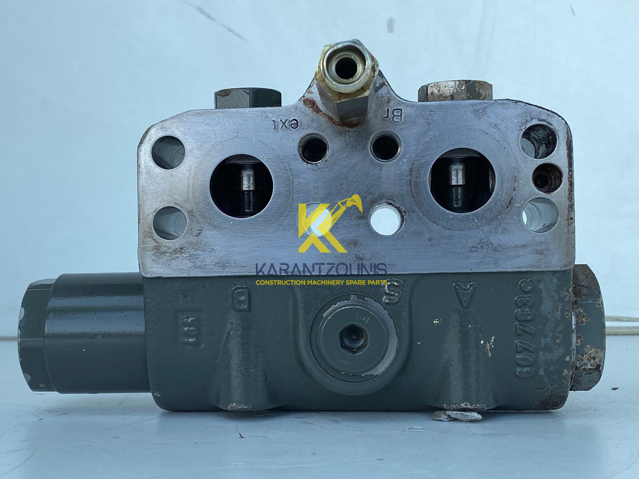 Liebherr Bremsventil ID-Nr.10471957. LOS914, LOS924, R902, R904, R912, R914, R922, R924, R924 COMP, R924 COMPA. #STM20.05## - Ajomoottori - Telakaivukone: kuva Liebherr Bremsventil ID-Nr.10471957. LOS914, LOS924, R902, R904, R912, R914, R922, R924, R924 COMP, R924 COMPA. #STM20.05## - Ajomoottori - Telakaivukone Liebherr Bremsventil ID-Nr.10471957. LOS914, LOS924, R902, R904, R912, R914, R922, R924, R924 COMP, R924 COMPA. #STM20.05## - Ajomoottori - Telakaivukone: kuva Liebherr Bremsventil ID-Nr.10471957. LOS914, LOS924, R902, R904, R912, R914, R922, R924, R924 COMP, R924 COMPA. #STM20.05## - Ajomoottori - Telakaivukone