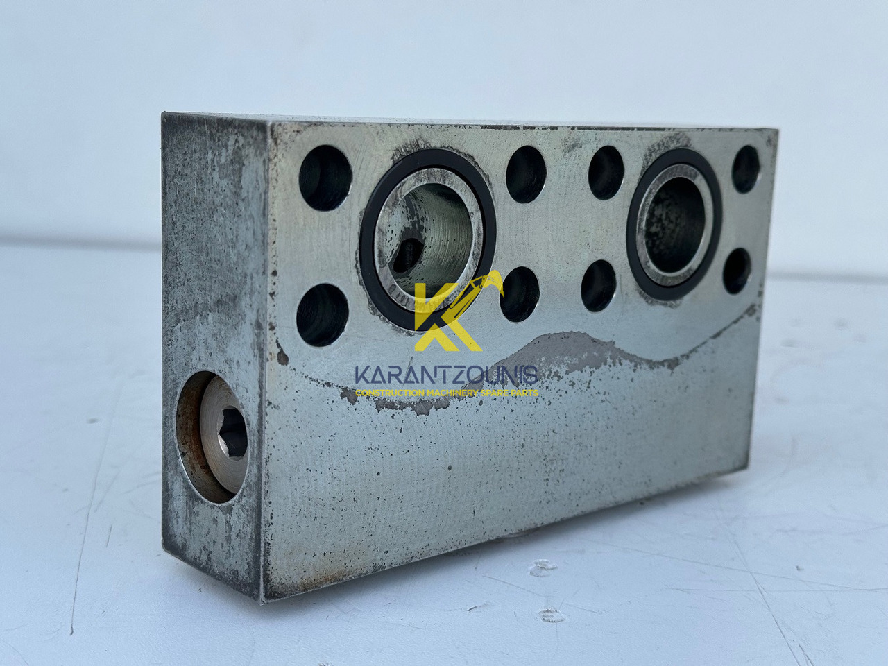 Liebherr Dämpfungsventil ID-Nr.10121777. P924 COMP, P926, R926, R916, R922, R924 COMP, R924, R926 COMP, R926, R930, R936, R946, R950 T, R960 T. #10121777.43199# - Kääntömoottori - Rakennuskoneet: kuva Liebherr Dämpfungsventil ID-Nr.10121777. P924 COMP, P926, R926, R916, R922, R924 COMP, R924, R926 COMP, R926, R930, R936, R946, R950 T, R960 T. #10121777.43199# - Kääntömoottori - Rakennuskoneet Liebherr Dämpfungsventil ID-Nr.10121777. P924 COMP, P926, R926, R916, R922, R924 COMP, R924, R926 COMP, R926, R930, R936, R946, R950 T, R960 T. #10121777.43199# - Kääntömoottori - Rakennuskoneet: kuva Liebherr Dämpfungsventil ID-Nr.10121777. P924 COMP, P926, R926, R916, R922, R924 COMP, R924, R926 COMP, R926, R930, R936, R946, R950 T, R960 T. #10121777.43199# - Kääntömoottori - Rakennuskoneet