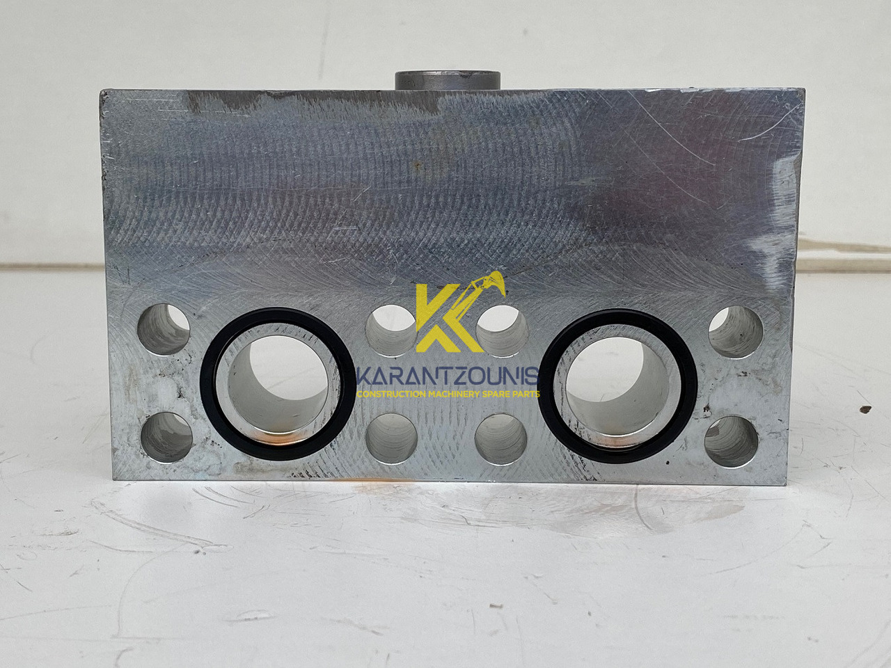 Liebherr Dämpfungsventil ID-Nr.10121777. P924 COMP, P926, R926, R916, R922, R924 COMP, R924, R926 COMP, R926, R930, R936, R946, R950 T, R960 T. #DÄ27652# - Kääntömoottori - Kaivuri: kuva Liebherr Dämpfungsventil ID-Nr.10121777. P924 COMP, P926, R926, R916, R922, R924 COMP, R924, R926 COMP, R926, R930, R936, R946, R950 T, R960 T. #DÄ27652# - Kääntömoottori - Kaivuri Liebherr Dämpfungsventil ID-Nr.10121777. P924 COMP, P926, R926, R916, R922, R924 COMP, R924, R926 COMP, R926, R930, R936, R946, R950 T, R960 T. #DÄ27652# - Kääntömoottori - Kaivuri: kuva Liebherr Dämpfungsventil ID-Nr.10121777. P924 COMP, P926, R926, R916, R922, R924 COMP, R924, R926 COMP, R926, R930, R936, R946, R950 T, R960 T. #DÄ27652# - Kääntömoottori - Kaivuri