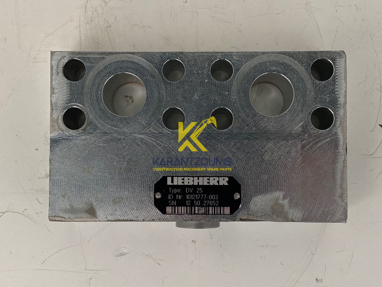 Liebherr Dämpfungsventil ID-Nr.10121777. P924 COMP, P926, R926, R916, R922, R924 COMP, R924, R926 COMP, R926, R930, R936, R946, R950 T, R960 T. #DÄ27652# - Kääntömoottori - Kaivuri: kuva Liebherr Dämpfungsventil ID-Nr.10121777. P924 COMP, P926, R926, R916, R922, R924 COMP, R924, R926 COMP, R926, R930, R936, R946, R950 T, R960 T. #DÄ27652# - Kääntömoottori - Kaivuri Liebherr Dämpfungsventil ID-Nr.10121777. P924 COMP, P926, R926, R916, R922, R924 COMP, R924, R926 COMP, R926, R930, R936, R946, R950 T, R960 T. #DÄ27652# - Kääntömoottori - Kaivuri: kuva Liebherr Dämpfungsventil ID-Nr.10121777. P924 COMP, P926, R926, R916, R922, R924 COMP, R924, R926 COMP, R926, R930, R936, R946, R950 T, R960 T. #DÄ27652# - Kääntömoottori - Kaivuri