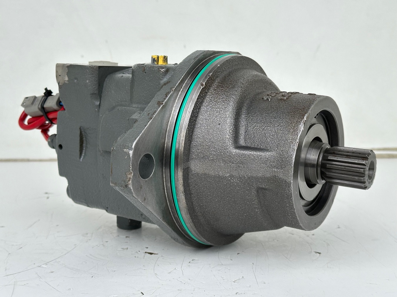 Liebherr Hydraulikeinbaumotor FMF045, ID-Nr.10132702. A924, LH30C, LH30M, LH35M, LH35MT, LH40C, LH40CP, LH40M, LH40MP, LH50CHR, LH50M, LH50MHR, LH50MT. #23.12.01063# - Hydraulimoottori - Rakennuskoneet: kuva Liebherr Hydraulikeinbaumotor FMF045, ID-Nr.10132702. A924, LH30C, LH30M, LH35M, LH35MT, LH40C, LH40CP, LH40M, LH40MP, LH50CHR, LH50M, LH50MHR, LH50MT. #23.12.01063# - Hydraulimoottori - Rakennuskoneet Liebherr Hydraulikeinbaumotor FMF045, ID-Nr.10132702. A924, LH30C, LH30M, LH35M, LH35MT, LH40C, LH40CP, LH40M, LH40MP, LH50CHR, LH50M, LH50MHR, LH50MT. #23.12.01063# - Hydraulimoottori - Rakennuskoneet: kuva Liebherr Hydraulikeinbaumotor FMF045, ID-Nr.10132702. A924, LH30C, LH30M, LH35M, LH35MT, LH40C, LH40CP, LH40M, LH40MP, LH50CHR, LH50M, LH50MHR, LH50MT. #23.12.01063# - Hydraulimoottori - Rakennuskoneet