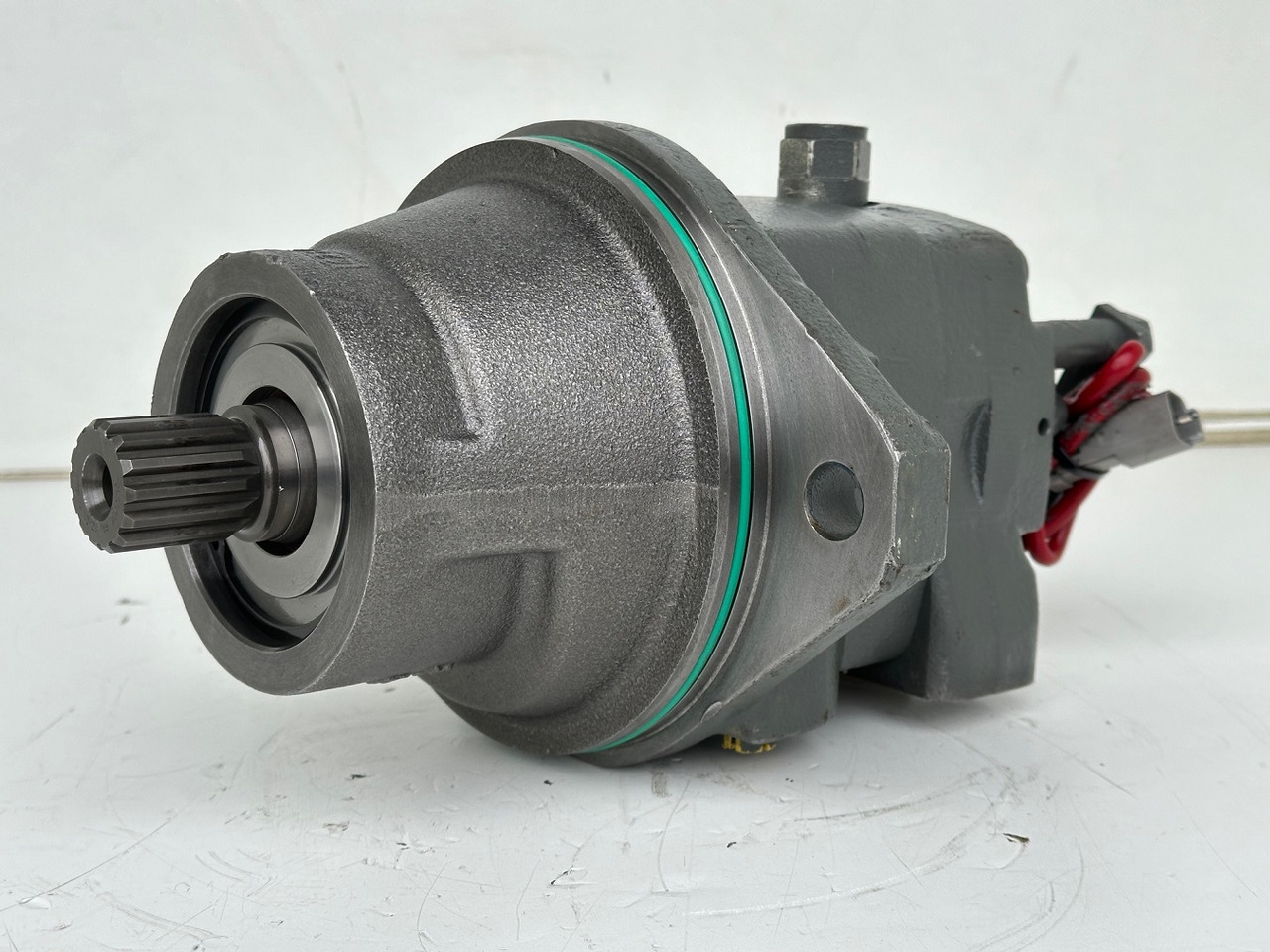 Liebherr Hydraulikeinbaumotor FMF045, ID-Nr.10132702. A924, LH30C, LH30M, LH35M, LH35MT, LH40C, LH40CP, LH40M, LH40MP, LH50CHR, LH50M, LH50MHR, LH50MT. #23.12.01804# - Hydraulimoottori - Rakennuskoneet: kuva Liebherr Hydraulikeinbaumotor FMF045, ID-Nr.10132702. A924, LH30C, LH30M, LH35M, LH35MT, LH40C, LH40CP, LH40M, LH40MP, LH50CHR, LH50M, LH50MHR, LH50MT. #23.12.01804# - Hydraulimoottori - Rakennuskoneet Liebherr Hydraulikeinbaumotor FMF045, ID-Nr.10132702. A924, LH30C, LH30M, LH35M, LH35MT, LH40C, LH40CP, LH40M, LH40MP, LH50CHR, LH50M, LH50MHR, LH50MT. #23.12.01804# - Hydraulimoottori - Rakennuskoneet: kuva Liebherr Hydraulikeinbaumotor FMF045, ID-Nr.10132702. A924, LH30C, LH30M, LH35M, LH35MT, LH40C, LH40CP, LH40M, LH40MP, LH50CHR, LH50M, LH50MHR, LH50MT. #23.12.01804# - Hydraulimoottori - Rakennuskoneet