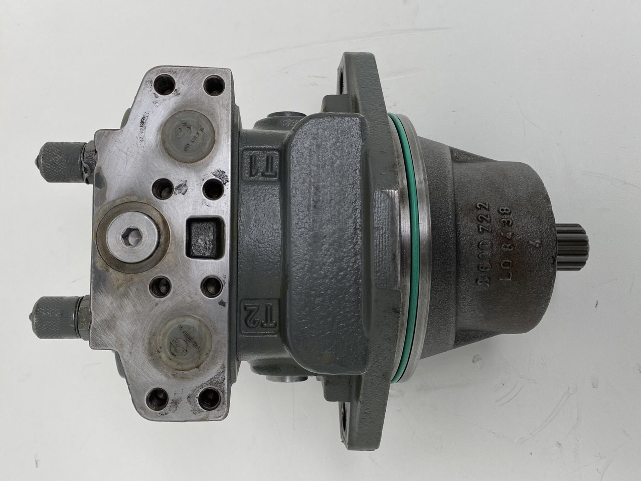 Liebherr Hydraulikeinbaumotor FMF045, ID-Nr.11432813. A913 COMP, A914 COMP, A914, A916 COMP ,A916, A918 COMP, A918, A920, A922 RAIL, A924 RAIL, LH18, R914 COMP, R914, R918, R920 K-LC,R920 K-NLC. #1055 - Kääntömoottori - Rakennuskoneet: kuva  Liebherr Hydraulikeinbaumotor FMF045, ID-Nr.11432813. A913 COMP, A914 COMP, A914, A916 COMP ,A916, A918 COMP, A918, A920, A922 RAIL, A924 RAIL, LH18, R914 COMP, R914, R918, R920 K-LC,R920 K-NLC. #1055 - Kääntömoottori - Rakennuskoneet Liebherr Hydraulikeinbaumotor FMF045, ID-Nr.11432813. A913 COMP, A914 COMP, A914, A916 COMP ,A916, A918 COMP, A918, A920, A922 RAIL, A924 RAIL, LH18, R914 COMP, R914, R918, R920 K-LC,R920 K-NLC. #1055 - Kääntömoottori - Rakennuskoneet: kuva  Liebherr Hydraulikeinbaumotor FMF045, ID-Nr.11432813. A913 COMP, A914 COMP, A914, A916 COMP ,A916, A918 COMP, A918, A920, A922 RAIL, A924 RAIL, LH18, R914 COMP, R914, R918, R920 K-LC,R920 K-NLC. #1055 - Kääntömoottori - Rakennuskoneet