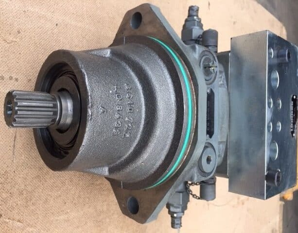 Liebherr Hydraulikeinbaumotor FMF045 and Dämpfungsventil DV22. ID-Nr.10137481 - ID-Nr.10152486 - ID-Nr.11369615 and ID-Nr.10151323 - Hydraulimoottori - Telakaivukone: kuva Liebherr Hydraulikeinbaumotor FMF045 and Dämpfungsventil DV22. ID-Nr.10137481 - ID-Nr.10152486 - ID-Nr.11369615 and ID-Nr.10151323 - Hydraulimoottori - Telakaivukone Liebherr Hydraulikeinbaumotor FMF045 and Dämpfungsventil DV22. ID-Nr.10137481 - ID-Nr.10152486 - ID-Nr.11369615 and ID-Nr.10151323 - Hydraulimoottori - Telakaivukone: kuva Liebherr Hydraulikeinbaumotor FMF045 and Dämpfungsventil DV22. ID-Nr.10137481 - ID-Nr.10152486 - ID-Nr.11369615 and ID-Nr.10151323 - Hydraulimoottori - Telakaivukone