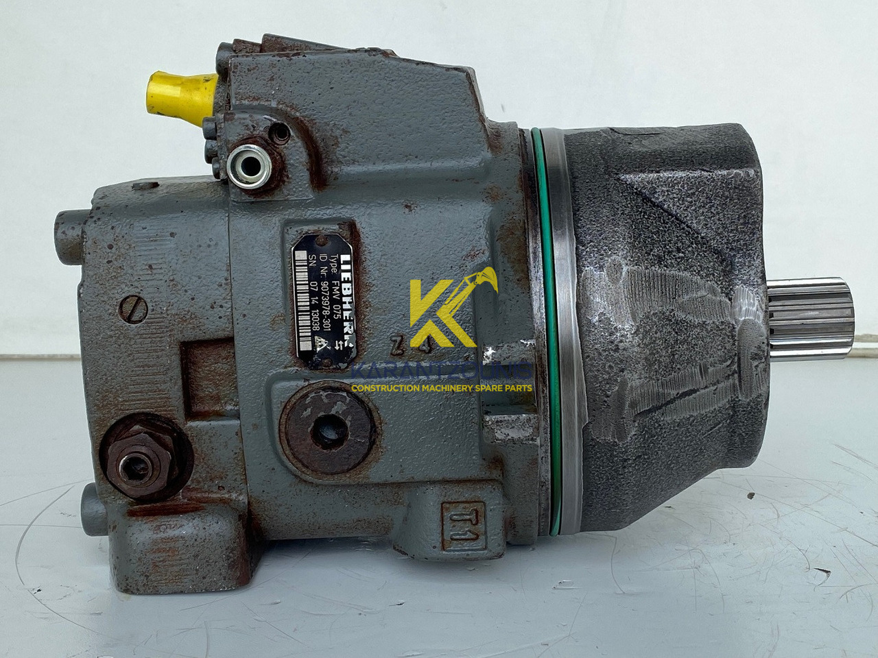 Liebherr Hydraulikeinbaumotor FMV075, ID-Nr.9073978. LOS914, LOS924, R902, R904, R912, R914, R922, R924, R924 COMP, R924 COMPA. #13038# - Hydraulimoottori - Telakaivukone: kuva Liebherr Hydraulikeinbaumotor FMV075, ID-Nr.9073978. LOS914, LOS924, R902, R904, R912, R914, R922, R924, R924 COMP, R924 COMPA. #13038# - Hydraulimoottori - Telakaivukone Liebherr Hydraulikeinbaumotor FMV075, ID-Nr.9073978. LOS914, LOS924, R902, R904, R912, R914, R922, R924, R924 COMP, R924 COMPA. #13038# - Hydraulimoottori - Telakaivukone: kuva Liebherr Hydraulikeinbaumotor FMV075, ID-Nr.9073978. LOS914, LOS924, R902, R904, R912, R914, R922, R924, R924 COMP, R924 COMPA. #13038# - Hydraulimoottori - Telakaivukone