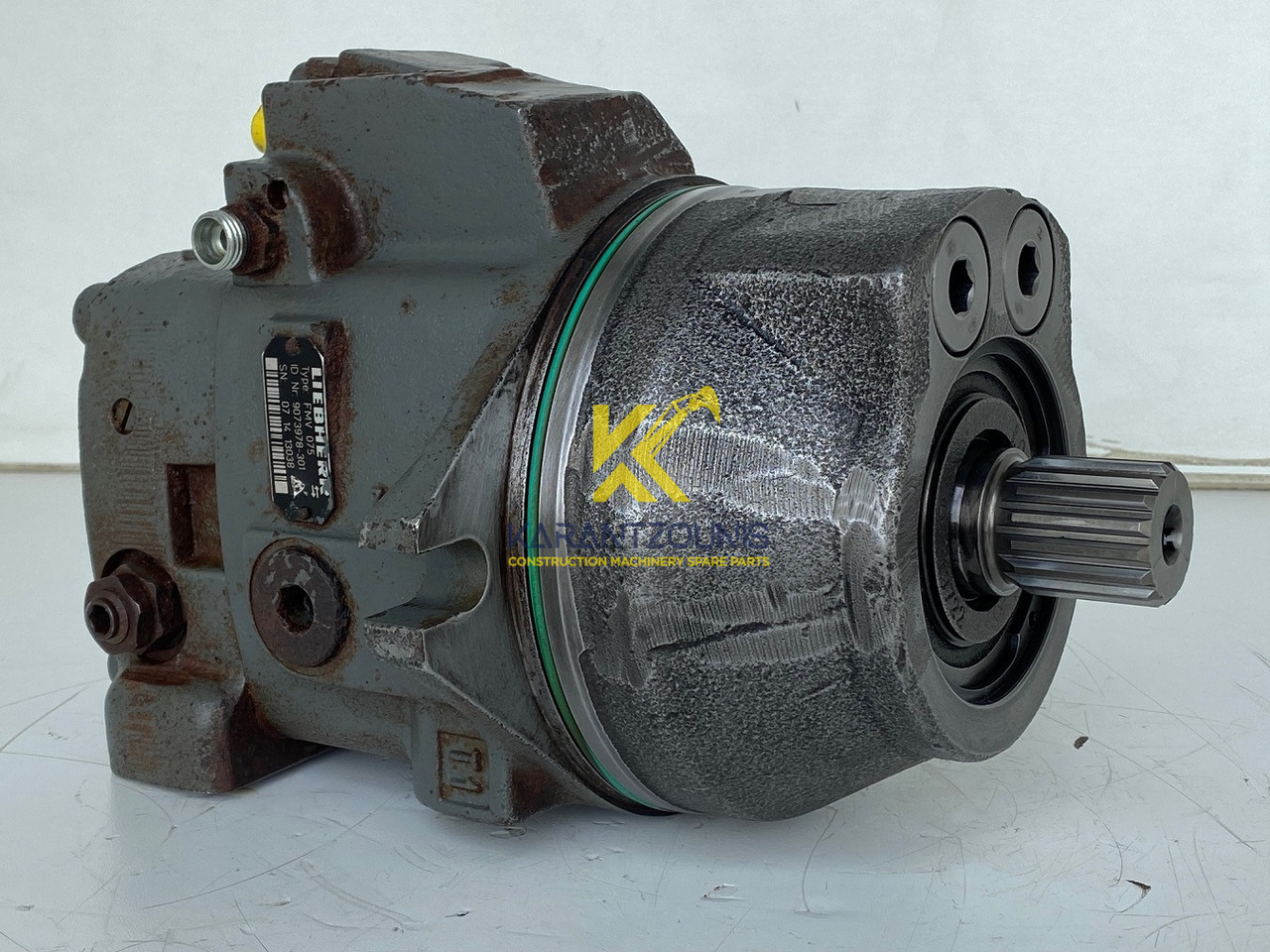 Liebherr Hydraulikeinbaumotor FMV075, ID-Nr.9073978. LOS914, LOS924, R902, R904, R912, R914, R922, R924, R924 COMP, R924 COMPA. #13038# - Hydraulimoottori - Telakaivukone: kuva Liebherr Hydraulikeinbaumotor FMV075, ID-Nr.9073978. LOS914, LOS924, R902, R904, R912, R914, R922, R924, R924 COMP, R924 COMPA. #13038# - Hydraulimoottori - Telakaivukone Liebherr Hydraulikeinbaumotor FMV075, ID-Nr.9073978. LOS914, LOS924, R902, R904, R912, R914, R922, R924, R924 COMP, R924 COMPA. #13038# - Hydraulimoottori - Telakaivukone: kuva Liebherr Hydraulikeinbaumotor FMV075, ID-Nr.9073978. LOS914, LOS924, R902, R904, R912, R914, R922, R924, R924 COMP, R924 COMPA. #13038# - Hydraulimoottori - Telakaivukone