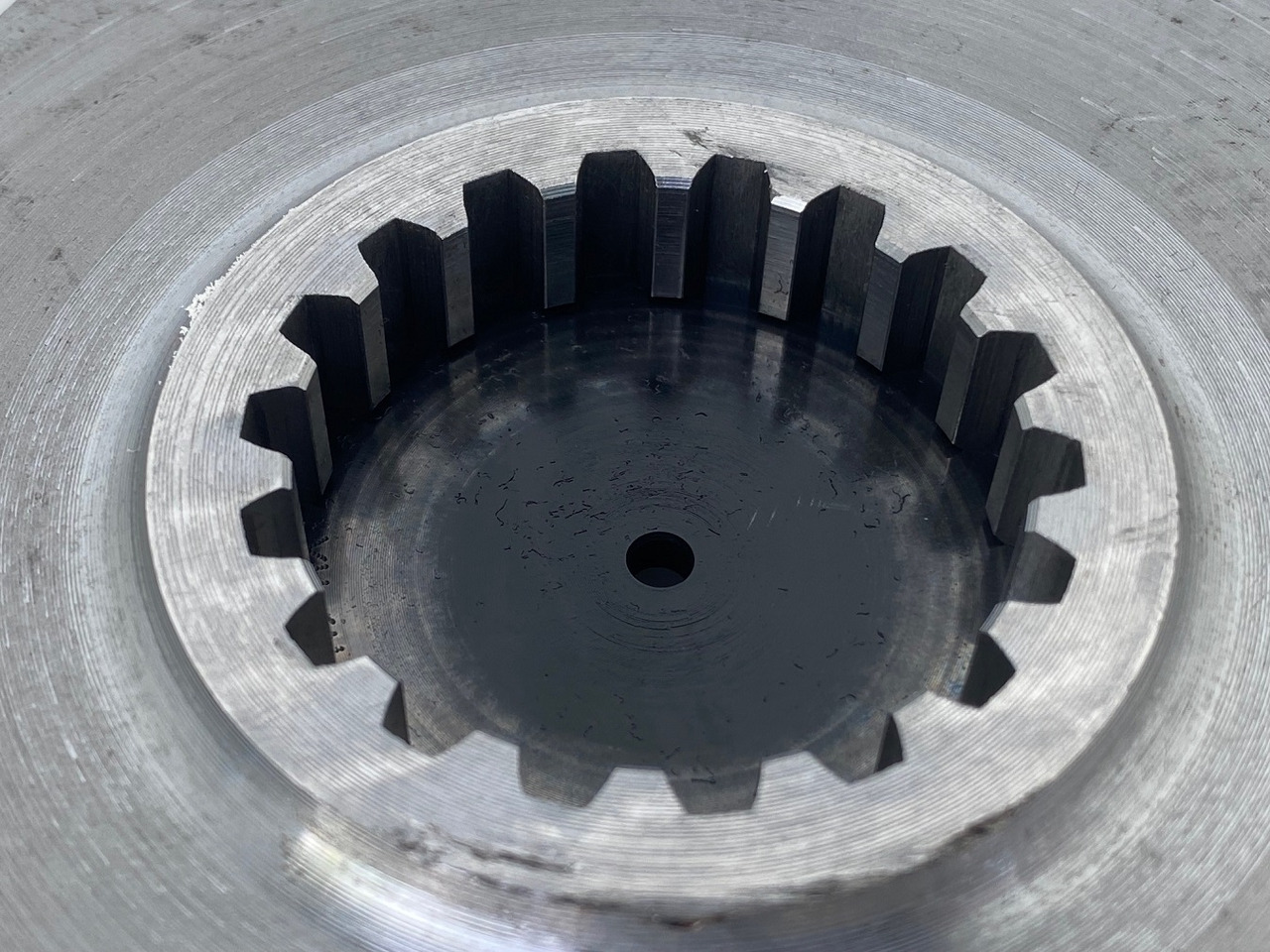 Kääntömoottori - Telakaivukone Liebherr Lamellenträger ID-Nr.944390203 - Planetenräder ID-Nr.90213984 - Planetenträger ID-Nr.944390003. SAT250/278 - SAT250/287 - SAT250A300. #PLA1550#: kuva Kääntömoottori - Telakaivukone Liebherr Lamellenträger ID-Nr.944390203 - Planetenräder ID-Nr.90213984 - Planetenträger ID-Nr.944390003. SAT250/278 - SAT250/287 - SAT250A300. #PLA1550# Kääntömoottori - Telakaivukone Liebherr Lamellenträger ID-Nr.944390203 - Planetenräder ID-Nr.90213984 - Planetenträger ID-Nr.944390003. SAT250/278 - SAT250/287 - SAT250A300. #PLA1550#: kuva Kääntömoottori - Telakaivukone Liebherr Lamellenträger ID-Nr.944390203 - Planetenräder ID-Nr.90213984 - Planetenträger ID-Nr.944390003. SAT250/278 - SAT250/287 - SAT250A300. #PLA1550#