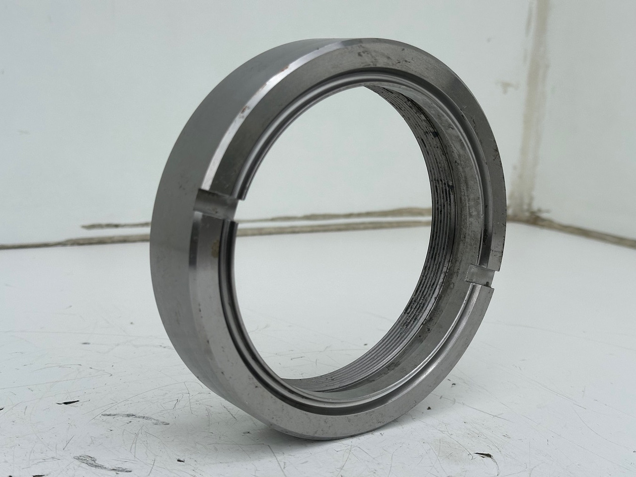 Liebherr Nutmutter ID-Nr.9442194 - ID-Nr.944219403. SAT350/205, SAT375/215. P964, R954B, R964B. #944219403.22.06# - Kääntömoottori - Rakennuskoneet: kuva Liebherr Nutmutter ID-Nr.9442194 - ID-Nr.944219403. SAT350/205, SAT375/215. P964, R954B, R964B. #944219403.22.06# - Kääntömoottori - Rakennuskoneet Liebherr Nutmutter ID-Nr.9442194 - ID-Nr.944219403. SAT350/205, SAT375/215. P964, R954B, R964B. #944219403.22.06# - Kääntömoottori - Rakennuskoneet: kuva Liebherr Nutmutter ID-Nr.9442194 - ID-Nr.944219403. SAT350/205, SAT375/215. P964, R954B, R964B. #944219403.22.06# - Kääntömoottori - Rakennuskoneet