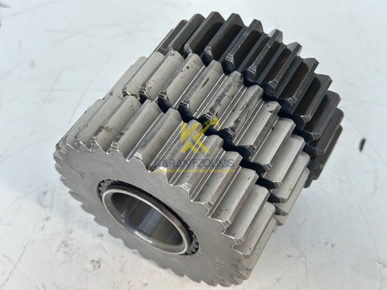 Liebherr Planetenrad ID-Nr.9442840 - ID-Nr.944284003. FAT350 - FAT350P022 - FAT350P059 - FAT350P062 - FAT350P068 - FAT350P079. LH22C, R313, R317, R900, R902, R904, R912, R914, R922, R924, R924 COMP. # - Ajomoottori - Rakennuskoneet: kuva Liebherr Planetenrad ID-Nr.9442840 - ID-Nr.944284003. FAT350 - FAT350P022 - FAT350P059 - FAT350P062 - FAT350P068 - FAT350P079. LH22C, R313, R317, R900, R902, R904, R912, R914, R922, R924, R924 COMP. # - Ajomoottori - Rakennuskoneet Liebherr Planetenrad ID-Nr.9442840 - ID-Nr.944284003. FAT350 - FAT350P022 - FAT350P059 - FAT350P062 - FAT350P068 - FAT350P079. LH22C, R313, R317, R900, R902, R904, R912, R914, R922, R924, R924 COMP. # - Ajomoottori - Rakennuskoneet: kuva Liebherr Planetenrad ID-Nr.9442840 - ID-Nr.944284003. FAT350 - FAT350P022 - FAT350P059 - FAT350P062 - FAT350P068 - FAT350P079. LH22C, R313, R317, R900, R902, R904, R912, R914, R922, R924, R924 COMP. # - Ajomoottori - Rakennuskoneet