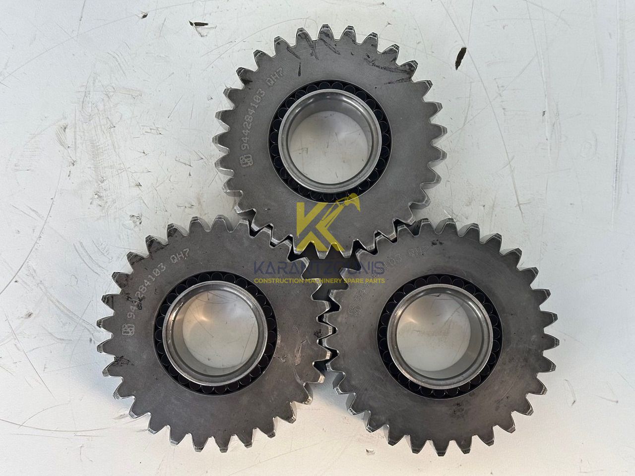 Liebherr Planetenrad ID-Nr.9442840 - ID-Nr.944284003. FAT350 - FAT350P022 - FAT350P059 - FAT350P062 - FAT350P068 - FAT350P079. LH22C, R313, R317, R900, R902, R904, R912, R914, R922, R924, R924 COMP. # - Ajomoottori - Rakennuskoneet: kuva Liebherr Planetenrad ID-Nr.9442840 - ID-Nr.944284003. FAT350 - FAT350P022 - FAT350P059 - FAT350P062 - FAT350P068 - FAT350P079. LH22C, R313, R317, R900, R902, R904, R912, R914, R922, R924, R924 COMP. # - Ajomoottori - Rakennuskoneet Liebherr Planetenrad ID-Nr.9442840 - ID-Nr.944284003. FAT350 - FAT350P022 - FAT350P059 - FAT350P062 - FAT350P068 - FAT350P079. LH22C, R313, R317, R900, R902, R904, R912, R914, R922, R924, R924 COMP. # - Ajomoottori - Rakennuskoneet: kuva Liebherr Planetenrad ID-Nr.9442840 - ID-Nr.944284003. FAT350 - FAT350P022 - FAT350P059 - FAT350P062 - FAT350P068 - FAT350P079. LH22C, R313, R317, R900, R902, R904, R912, R914, R922, R924, R924 COMP. # - Ajomoottori - Rakennuskoneet