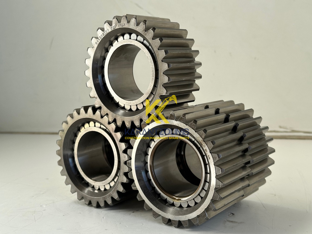 Liebherr Planetenrad ID-Nr.9443004 - ID-Nr.944300403. FAT400-FAT400/018-FAT400P018-FAT400P063-FAT400P073-FAT400P092. R934 IND,R906,R914,R916,R922,R924,R932,R934,R936,R942,R944. #944300503.18.12# - Ajomoottori - Telakaivukone: kuva Liebherr Planetenrad ID-Nr.9443004 - ID-Nr.944300403. FAT400-FAT400/018-FAT400P018-FAT400P063-FAT400P073-FAT400P092. R934 IND,R906,R914,R916,R922,R924,R932,R934,R936,R942,R944. #944300503.18.12# - Ajomoottori - Telakaivukone Liebherr Planetenrad ID-Nr.9443004 - ID-Nr.944300403. FAT400-FAT400/018-FAT400P018-FAT400P063-FAT400P073-FAT400P092. R934 IND,R906,R914,R916,R922,R924,R932,R934,R936,R942,R944. #944300503.18.12# - Ajomoottori - Telakaivukone: kuva Liebherr Planetenrad ID-Nr.9443004 - ID-Nr.944300403. FAT400-FAT400/018-FAT400P018-FAT400P063-FAT400P073-FAT400P092. R934 IND,R906,R914,R916,R922,R924,R932,R934,R936,R942,R944. #944300503.18.12# - Ajomoottori - Telakaivukone