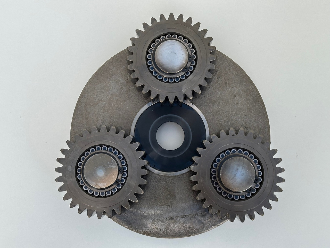 Liebherr Planetenträger ID-Nr.90024938 mit Planetenräder ID-Nr.90024939. FAT400P112 -FAT400P130 - FAT400P139. LO1936,LOS926,R926,R928,R930,R934,R936,R940,R944,R946,R950 T. #PLA.938.PLA.939# - Ajomoottori - Rakennuskoneet: kuva Liebherr Planetenträger ID-Nr.90024938 mit Planetenräder ID-Nr.90024939. FAT400P112 -FAT400P130 - FAT400P139. LO1936,LOS926,R926,R928,R930,R934,R936,R940,R944,R946,R950 T. #PLA.938.PLA.939# - Ajomoottori - Rakennuskoneet Liebherr Planetenträger ID-Nr.90024938 mit Planetenräder ID-Nr.90024939. FAT400P112 -FAT400P130 - FAT400P139. LO1936,LOS926,R926,R928,R930,R934,R936,R940,R944,R946,R950 T. #PLA.938.PLA.939# - Ajomoottori - Rakennuskoneet: kuva Liebherr Planetenträger ID-Nr.90024938 mit Planetenräder ID-Nr.90024939. FAT400P112 -FAT400P130 - FAT400P139. LO1936,LOS926,R926,R928,R930,R934,R936,R940,R944,R946,R950 T. #PLA.938.PLA.939# - Ajomoottori - Rakennuskoneet