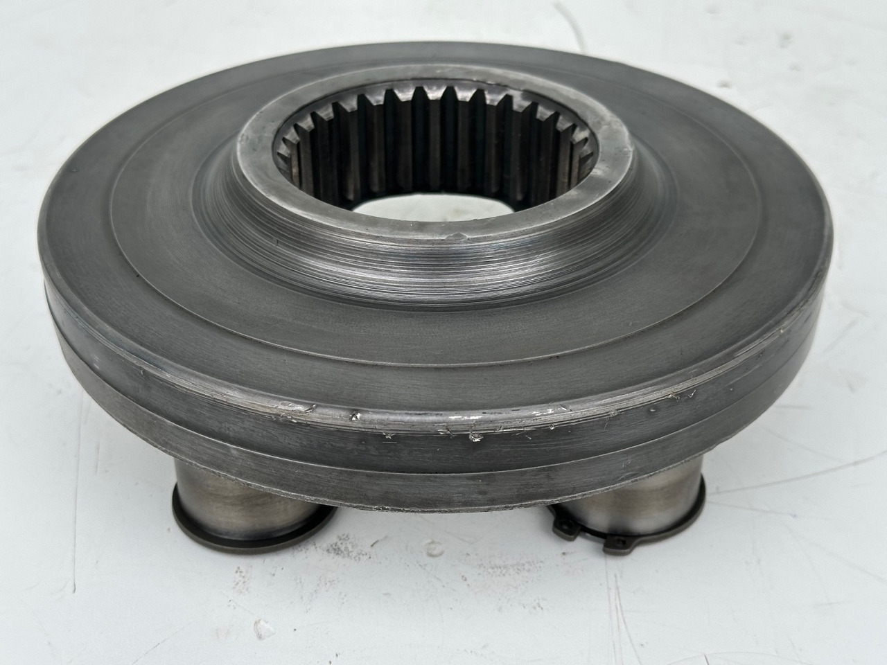 Liebherr Planetenträger ID-Nr.944306303 - ID-Nr.9443063.  A924, A934, LH30, LH35, R906, R916, R922, R924, R926, R932, R934, R944.  #944306303.E5.058# - Kääntömoottori - Rakennuskoneet: kuva  Liebherr Planetenträger ID-Nr.944306303 - ID-Nr.9443063.  A924, A934, LH30, LH35, R906, R916, R922, R924, R926, R932, R934, R944.  #944306303.E5.058# - Kääntömoottori - Rakennuskoneet Liebherr Planetenträger ID-Nr.944306303 - ID-Nr.9443063.  A924, A934, LH30, LH35, R906, R916, R922, R924, R926, R932, R934, R944.  #944306303.E5.058# - Kääntömoottori - Rakennuskoneet: kuva  Liebherr Planetenträger ID-Nr.944306303 - ID-Nr.9443063.  A924, A934, LH30, LH35, R906, R916, R922, R924, R926, R932, R934, R944.  #944306303.E5.058# - Kääntömoottori - Rakennuskoneet