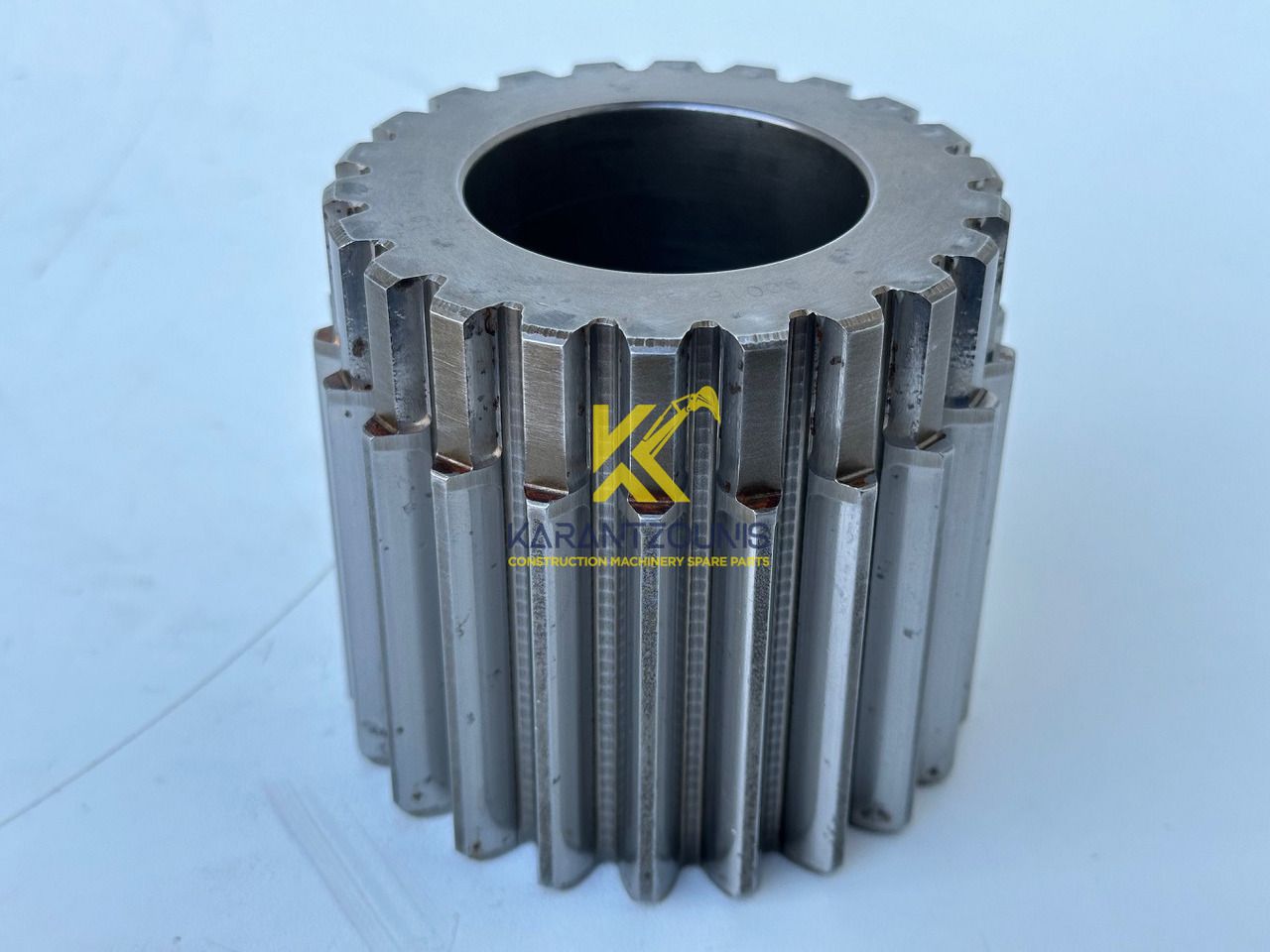 Liebherr Sonnenrad ID-Nr.90016258. FAT400P112,FAT400P130,FAT400P139,LOS1936,LOS926,R926,R928,R930,R934,R936,R938,R940,R944,R946,R950T. #90016258.06.08.01# - Ajomoottori - Telakaivukone: kuva Liebherr Sonnenrad ID-Nr.90016258. FAT400P112,FAT400P130,FAT400P139,LOS1936,LOS926,R926,R928,R930,R934,R936,R938,R940,R944,R946,R950T. #90016258.06.08.01# - Ajomoottori - Telakaivukone Liebherr Sonnenrad ID-Nr.90016258. FAT400P112,FAT400P130,FAT400P139,LOS1936,LOS926,R926,R928,R930,R934,R936,R938,R940,R944,R946,R950T. #90016258.06.08.01# - Ajomoottori - Telakaivukone: kuva Liebherr Sonnenrad ID-Nr.90016258. FAT400P112,FAT400P130,FAT400P139,LOS1936,LOS926,R926,R928,R930,R934,R936,R938,R940,R944,R946,R950T. #90016258.06.08.01# - Ajomoottori - Telakaivukone