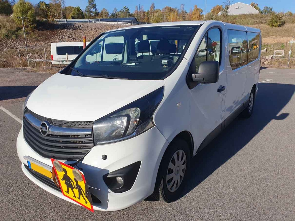 OPEL Vivaro-B - Minibussi, Pikkubussi: kuva OPEL Vivaro-B - Minibussi, Pikkubussi OPEL Vivaro-B - Minibussi, Pikkubussi: kuva OPEL Vivaro-B - Minibussi, Pikkubussi