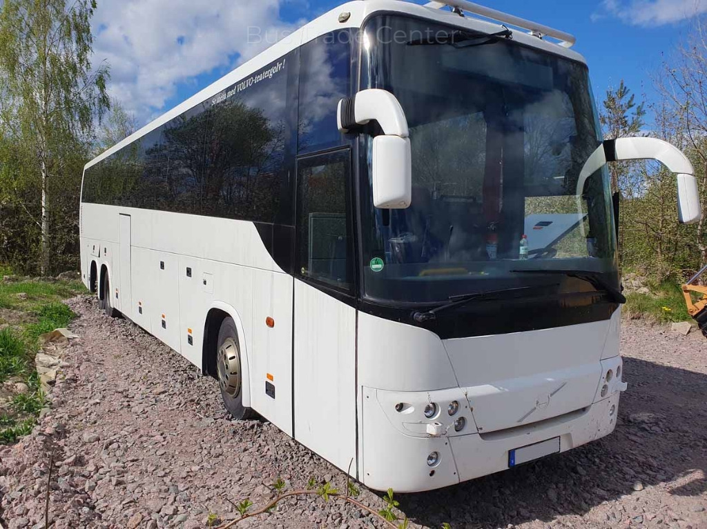 VOLVO 9900 B12B - Turistibussi: kuva VOLVO 9900 B12B - Turistibussi VOLVO 9900 B12B - Turistibussi: kuva VOLVO 9900 B12B - Turistibussi