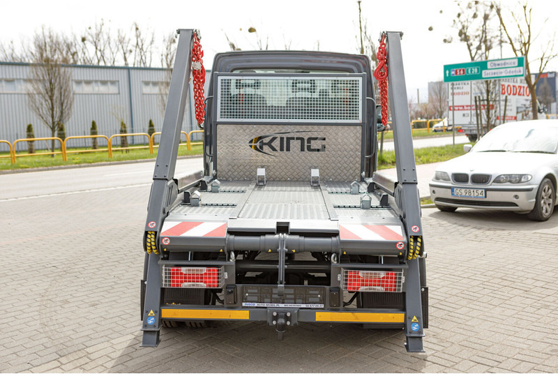 Iveco Daily 70C18 + KING Bramowiec / Skiploader / Absetzkipper - Nostovarsi-vaihtolavakuorma kuorma-auto: kuva Iveco Daily 70C18 + KING Bramowiec / Skiploader / Absetzkipper - Nostovarsi-vaihtolavakuorma kuorma-auto Iveco Daily 70C18 + KING Bramowiec / Skiploader / Absetzkipper - Nostovarsi-vaihtolavakuorma kuorma-auto: kuva Iveco Daily 70C18 + KING Bramowiec / Skiploader / Absetzkipper - Nostovarsi-vaihtolavakuorma kuorma-auto