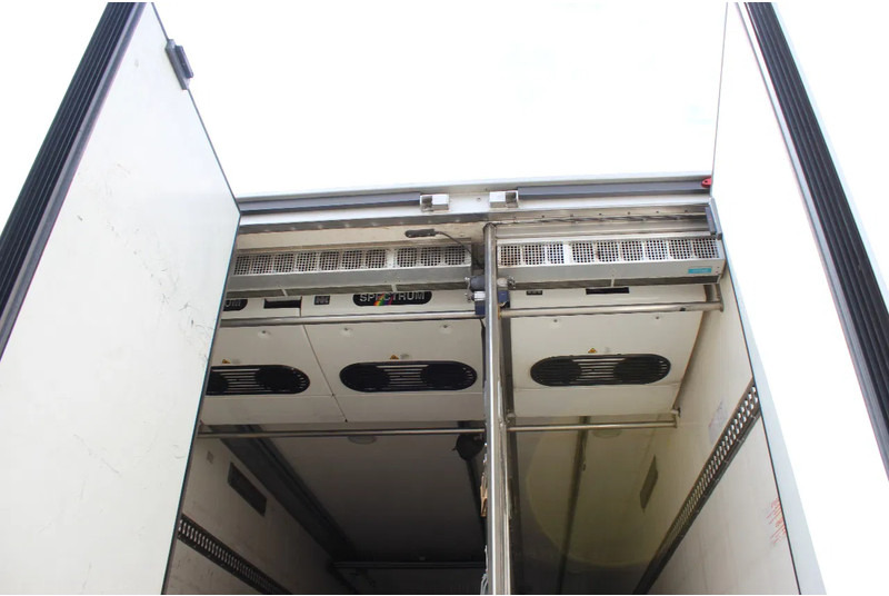 Refrigeraattori kuorma-auto Renault Premium 280 * EURO6 * THERMO KING 1200R SPECTRUM * 4X2 *: kuva Refrigeraattori kuorma-auto Renault Premium 280 * EURO6 * THERMO KING 1200R SPECTRUM * 4X2 *