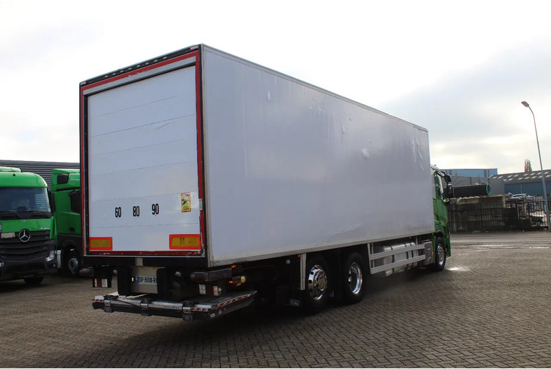 Renault T430 * RETARDER * EURO6 * CHEREAU * THERMO KING T-1200R * 6X2 * - Refrigeraattori kuorma-auto: kuva Renault T430 * RETARDER * EURO6 * CHEREAU * THERMO KING T-1200R * 6X2 * - Refrigeraattori kuorma-auto Renault T430 * RETARDER * EURO6 * CHEREAU * THERMO KING T-1200R * 6X2 * - Refrigeraattori kuorma-auto: kuva Renault T430 * RETARDER * EURO6 * CHEREAU * THERMO KING T-1200R * 6X2 * - Refrigeraattori kuorma-auto