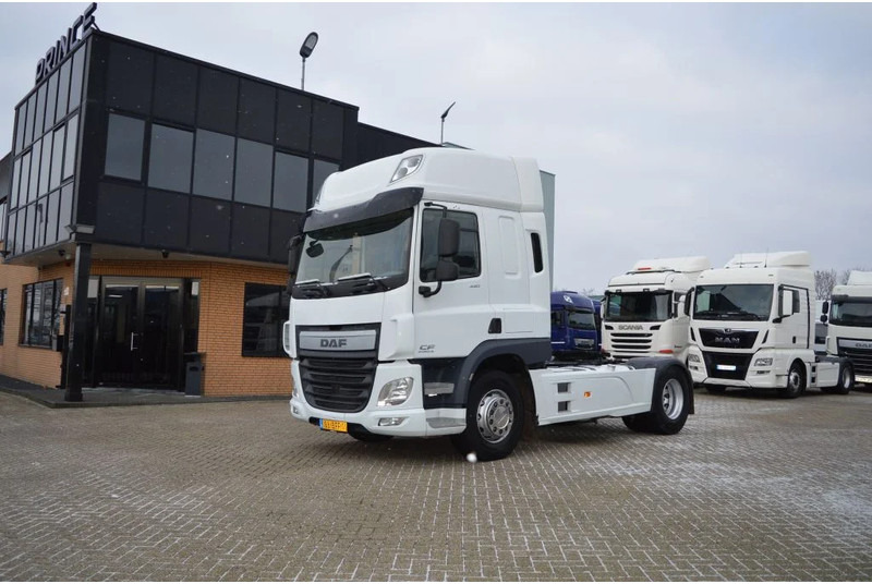 DAF CF 440 * EURO6 * 4X2 * NL TRUCK * - Vetopöytäauto: kuva DAF CF 440 * EURO6 * 4X2 * NL TRUCK * - Vetopöytäauto DAF CF 440 * EURO6 * 4X2 * NL TRUCK * - Vetopöytäauto: kuva DAF CF 440 * EURO6 * 4X2 * NL TRUCK * - Vetopöytäauto