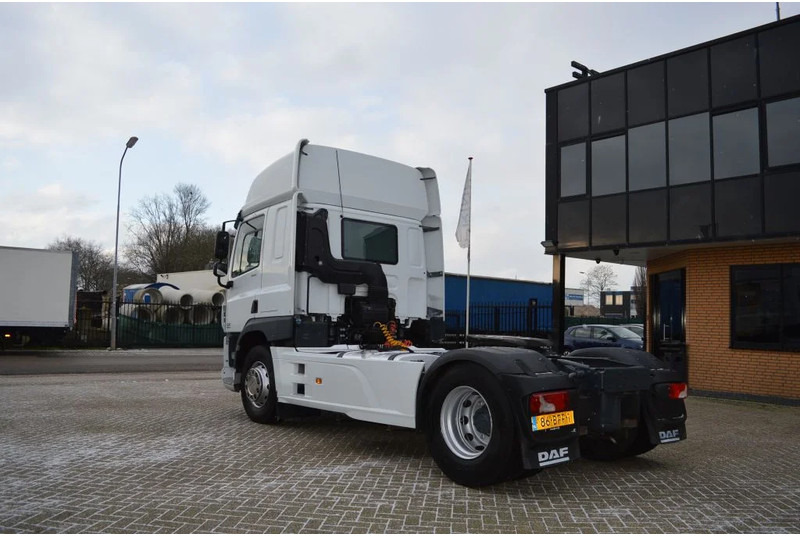 DAF CF 440 * EURO6 * 4X2 * NL TRUCK * - Vetopöytäauto: kuva DAF CF 440 * EURO6 * 4X2 * NL TRUCK * - Vetopöytäauto DAF CF 440 * EURO6 * 4X2 * NL TRUCK * - Vetopöytäauto: kuva DAF CF 440 * EURO6 * 4X2 * NL TRUCK * - Vetopöytäauto