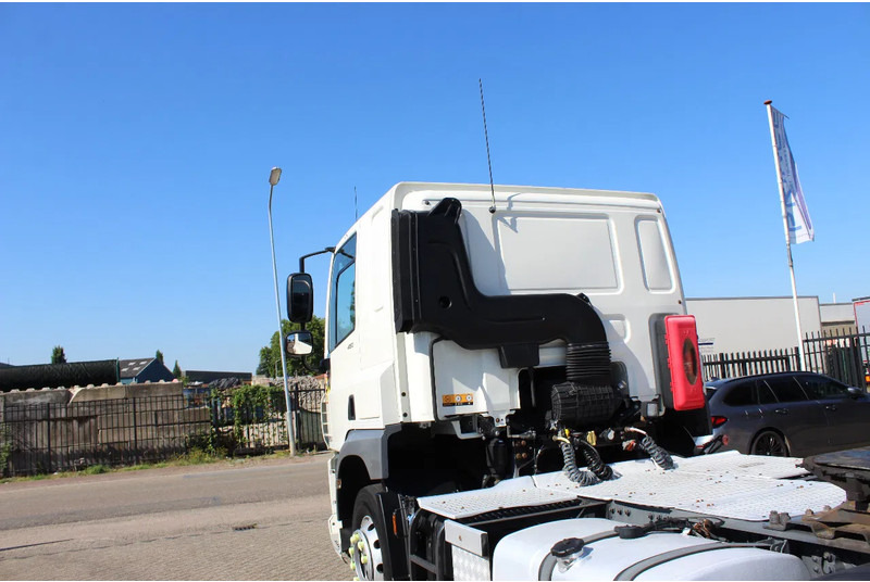 Vetopöytäauto DAF CF 450 * EURO6 * 4X2 *: kuva Vetopöytäauto DAF CF 450 * EURO6 * 4X2 *