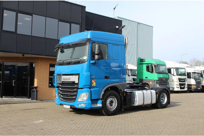 DAF XF 106.440 * EURO6 * 4X2 * ADR * - Vetopöytäauto: kuva DAF XF 106.440 * EURO6 * 4X2 * ADR * - Vetopöytäauto DAF XF 106.440 * EURO6 * 4X2 * ADR * - Vetopöytäauto: kuva DAF XF 106.440 * EURO6 * 4X2 * ADR * - Vetopöytäauto