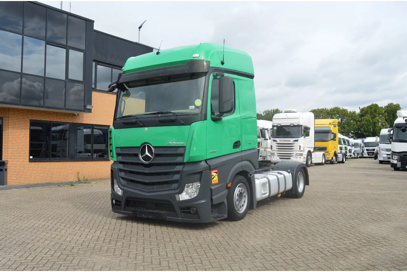 Mercedes-Benz Actros 1942 * 4x2 * 2 TANK * MEGA * - Vetopöytäauto: kuva Mercedes-Benz Actros 1942 * 4x2 * 2 TANK * MEGA * - Vetopöytäauto Mercedes-Benz Actros 1942 * 4x2 * 2 TANK * MEGA * - Vetopöytäauto: kuva Mercedes-Benz Actros 1942 * 4x2 * 2 TANK * MEGA * - Vetopöytäauto