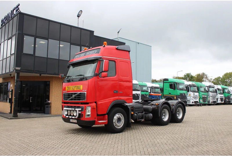 Volvo FH 16.550 * MANUAL * 6X4 * - Vetopöytäauto: kuva Volvo FH 16.550 * MANUAL * 6X4 * - Vetopöytäauto Volvo FH 16.550 * MANUAL * 6X4 * - Vetopöytäauto: kuva Volvo FH 16.550 * MANUAL * 6X4 * - Vetopöytäauto