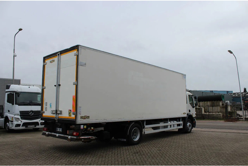 Volvo FE 240 * EURO5 * THERMO KING T-1200R * 4X2 * - Refrigeraattori kuorma-auto: kuva Volvo FE 240 * EURO5 * THERMO KING T-1200R * 4X2 * - Refrigeraattori kuorma-auto Volvo FE 240 * EURO5 * THERMO KING T-1200R * 4X2 * - Refrigeraattori kuorma-auto: kuva Volvo FE 240 * EURO5 * THERMO KING T-1200R * 4X2 * - Refrigeraattori kuorma-auto