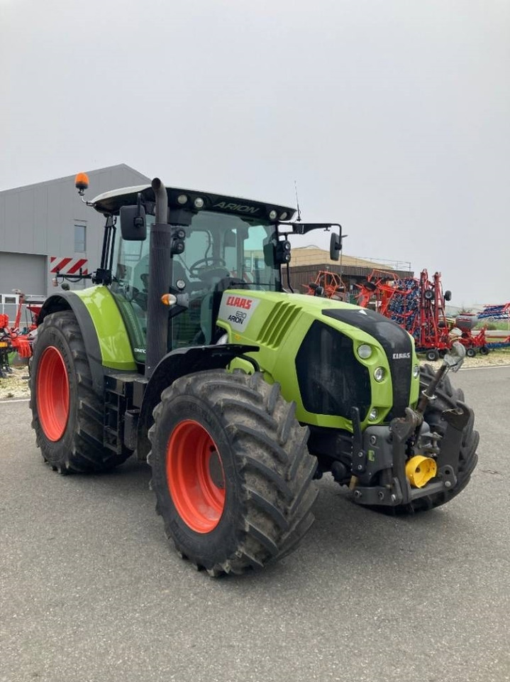 Claas Arion 630 - Traktori: kuva Claas Arion 630 - Traktori Claas Arion 630 - Traktori: kuva Claas Arion 630 - Traktori