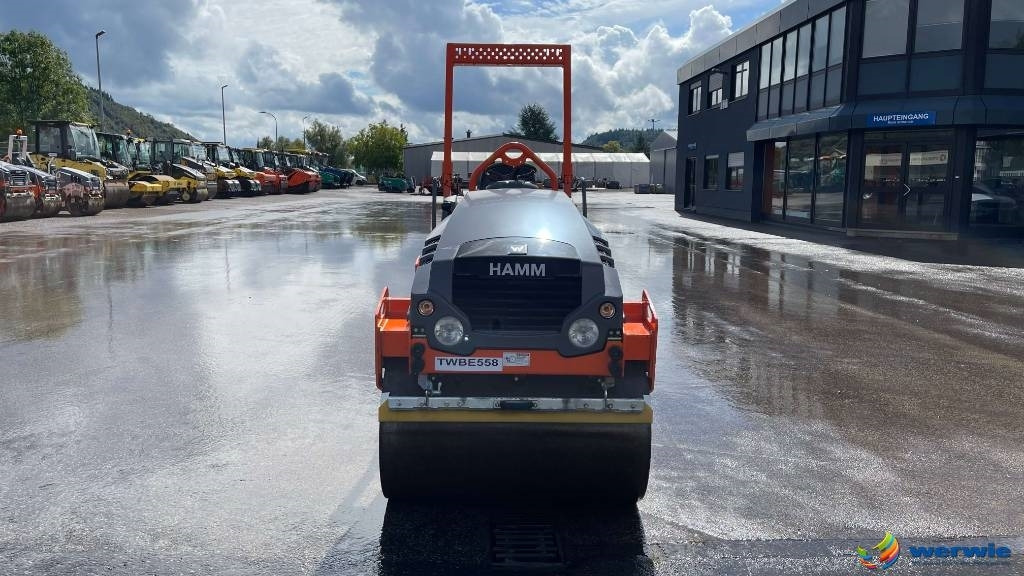 Hamm HD 12 VV - Tiejyrä: kuva Hamm HD 12 VV - Tiejyrä Hamm HD 12 VV - Tiejyrä: kuva Hamm HD 12 VV - Tiejyrä