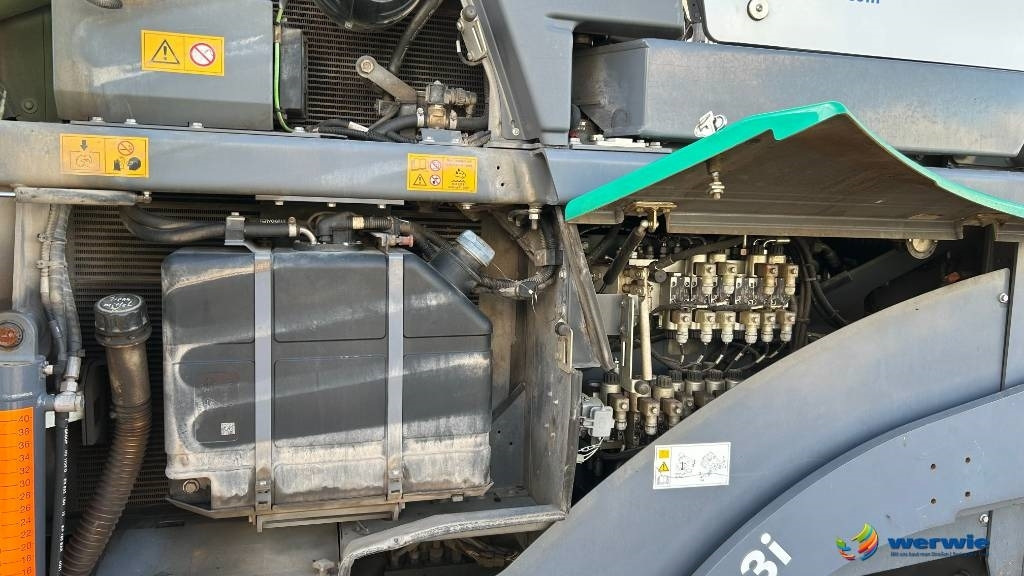 Asfalttilevittimet Vögele SUPER 1800-3i / AB500-3TV (2,55 - 5,00 m): kuva Asfalttilevittimet Vögele SUPER 1800-3i / AB500-3TV (2,55 - 5,00 m)