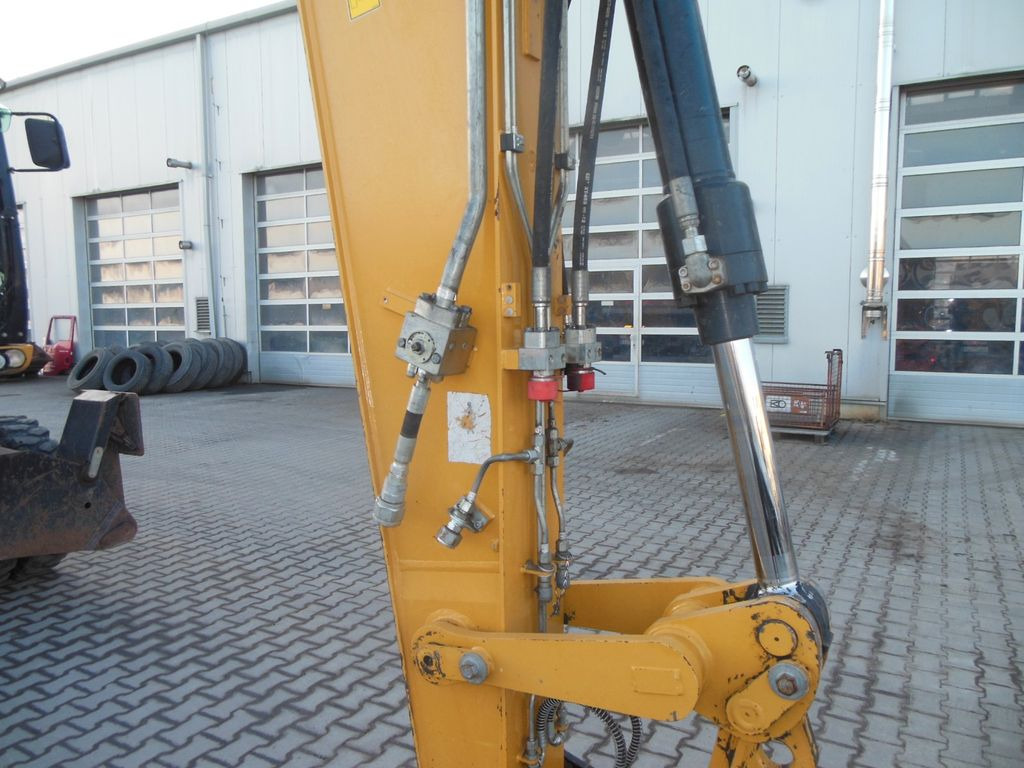 CAT M316 D - Pyöräalustainen kaivinkone: kuva CAT M316 D - Pyöräalustainen kaivinkone CAT M316 D - Pyöräalustainen kaivinkone: kuva CAT M316 D - Pyöräalustainen kaivinkone