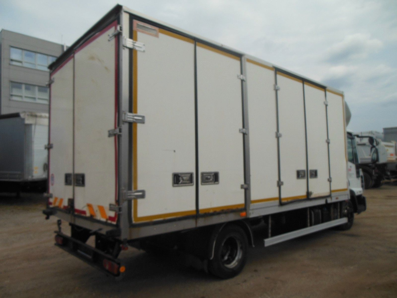 Iveco EUROCARGO 75E14 - Jakeluauto: kuva Iveco EUROCARGO 75E14 - Jakeluauto Iveco EUROCARGO 75E14 - Jakeluauto: kuva Iveco EUROCARGO 75E14 - Jakeluauto